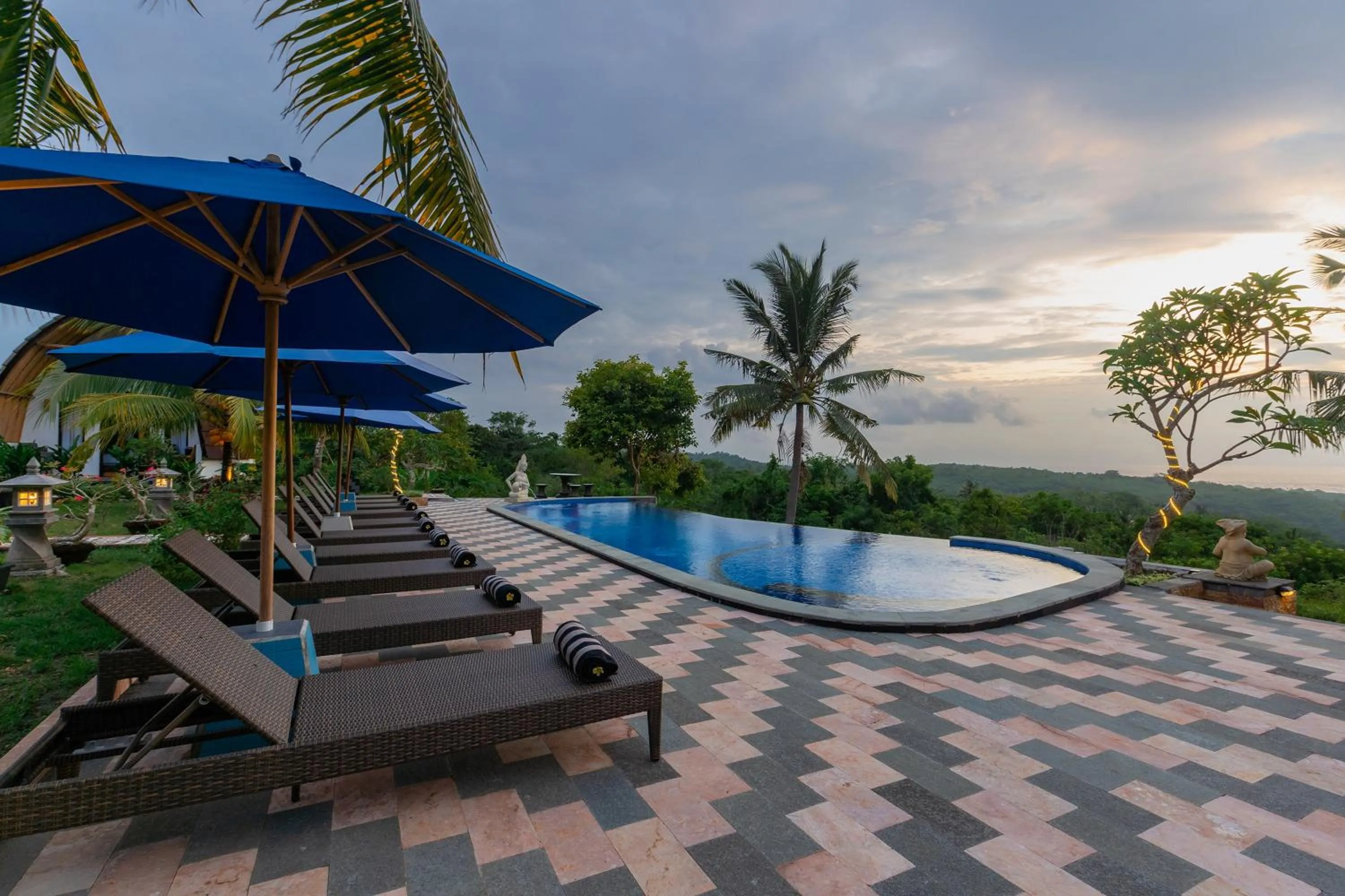 Pool view in Penida Sunset Ocean View Bungalows