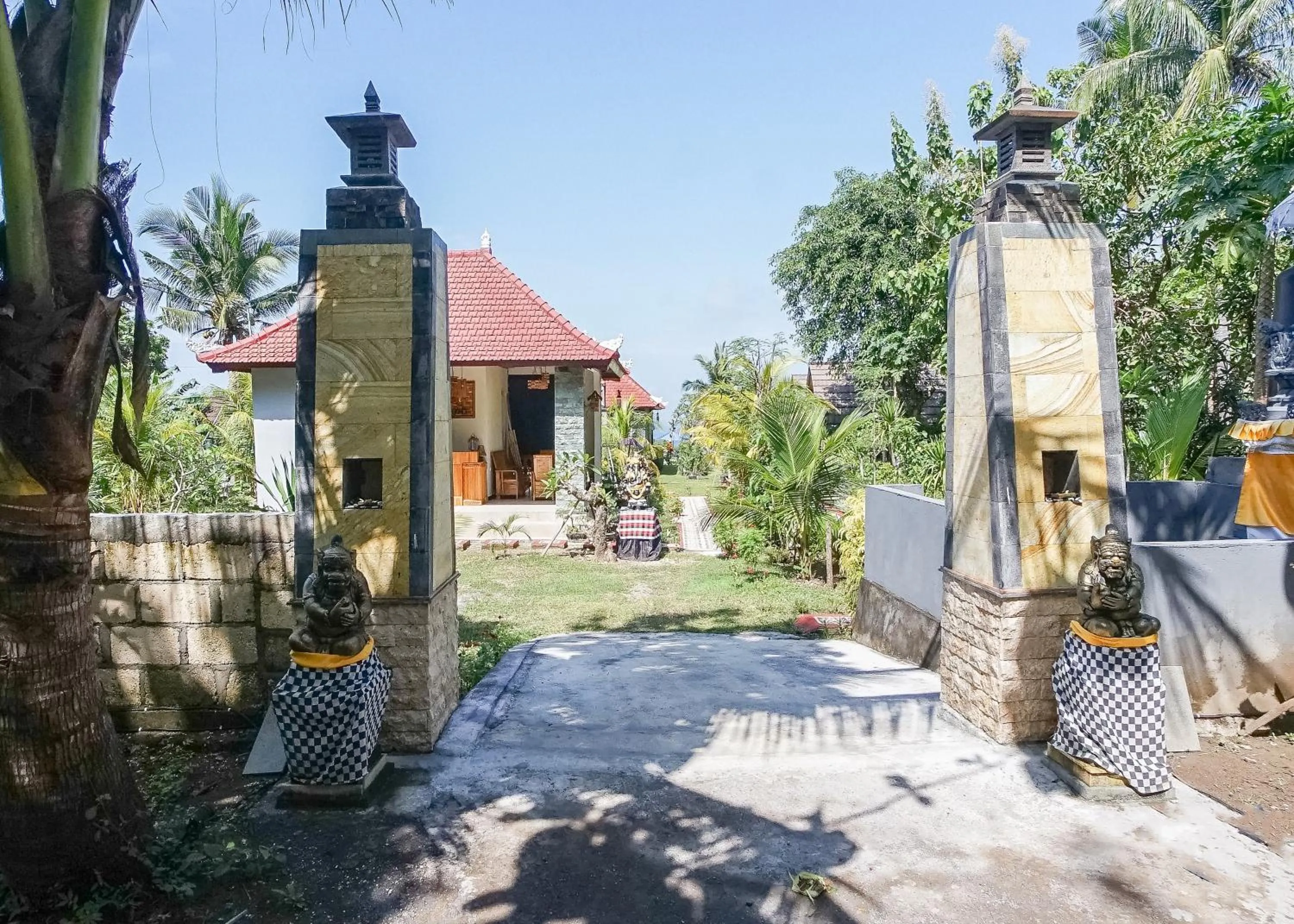 Property building in Penida Sunset Ocean View Bungalows