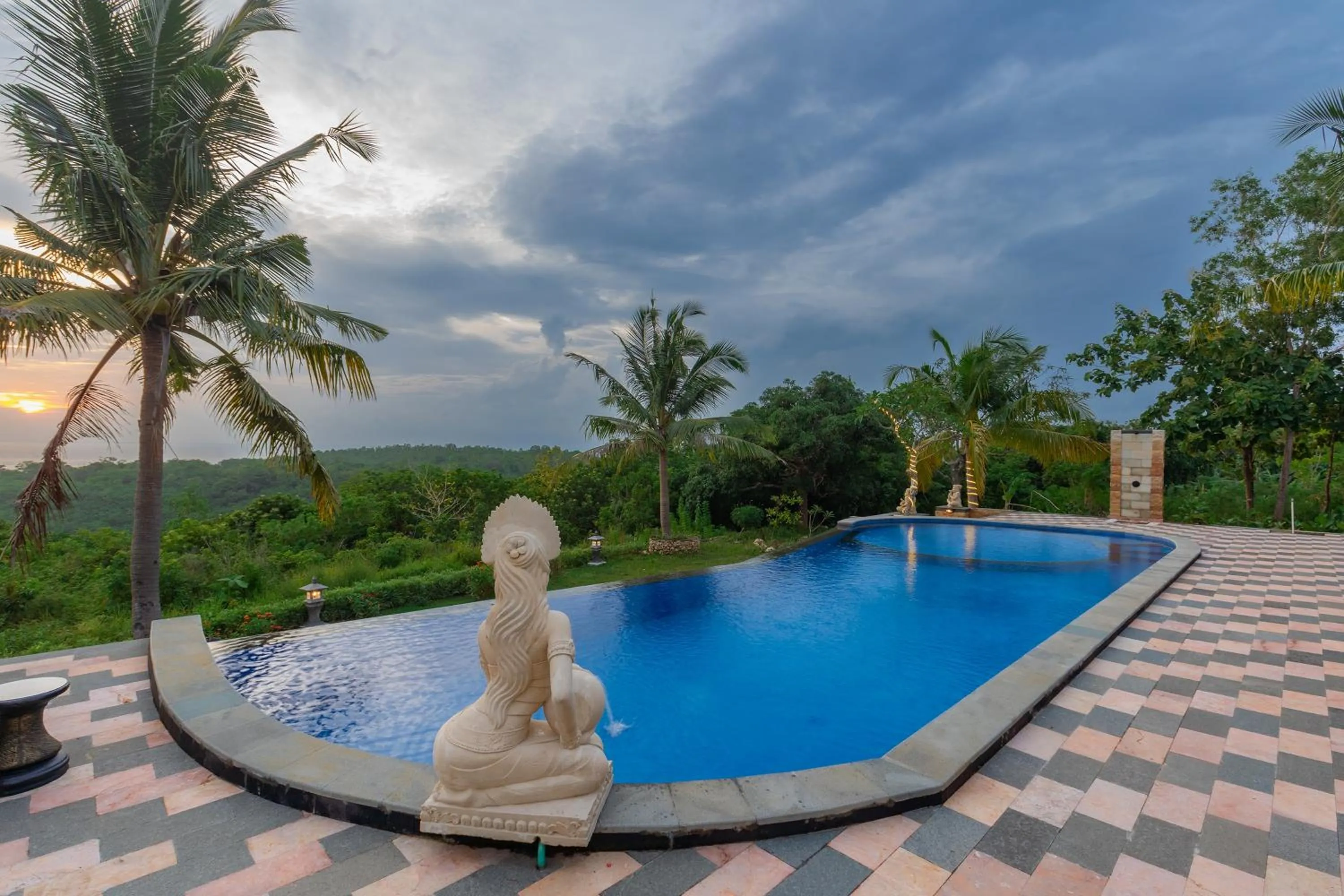 Swimming pool in Penida Sunset Ocean View Bungalows