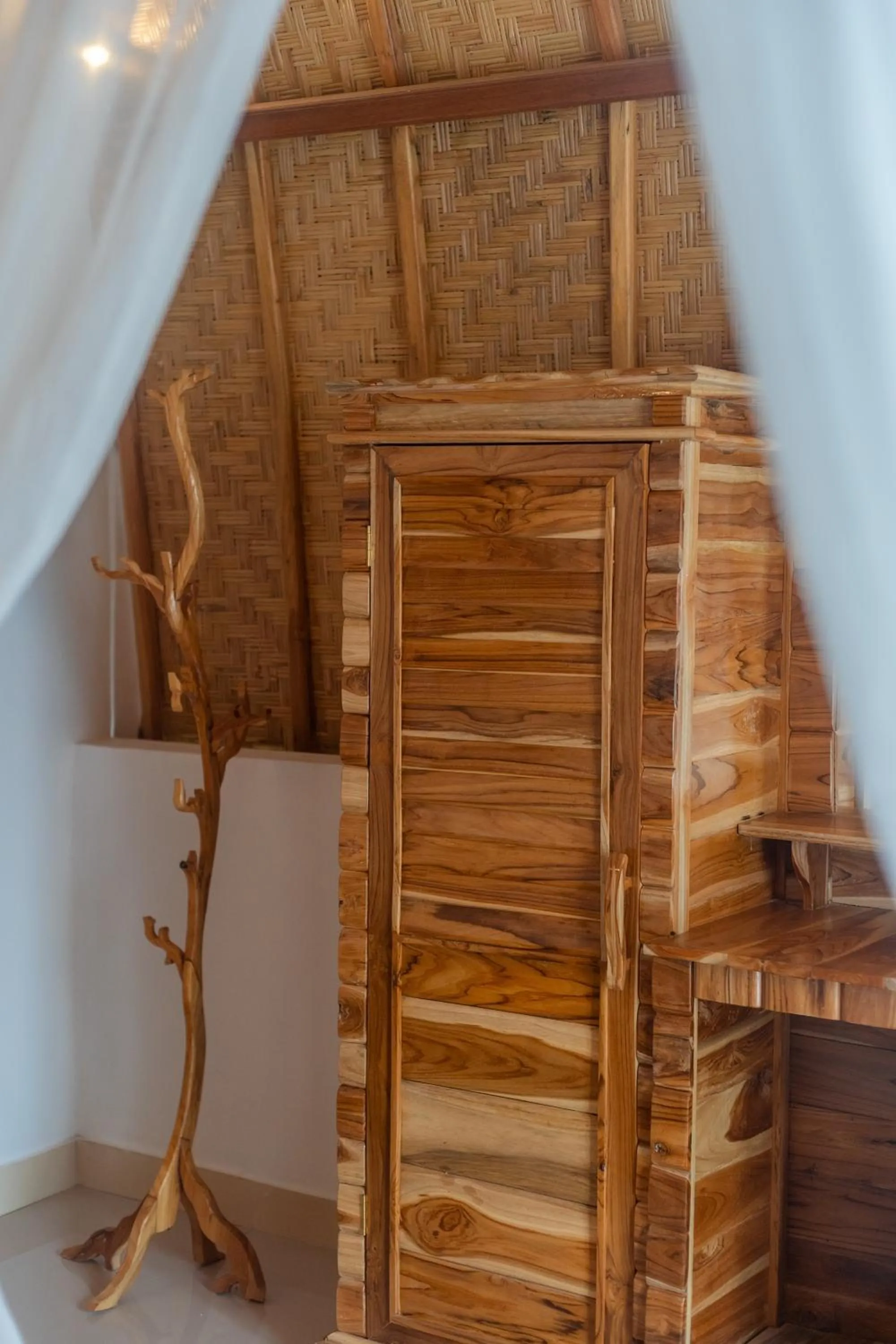 wardrobe in Penida Sunset Ocean View Bungalows