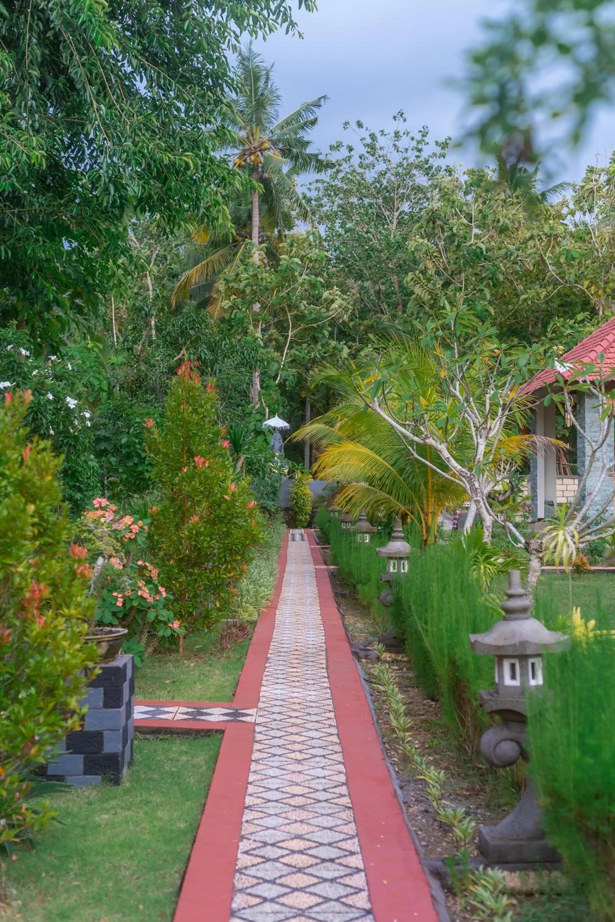 Garden in Penida Sunset Ocean View Bungalows