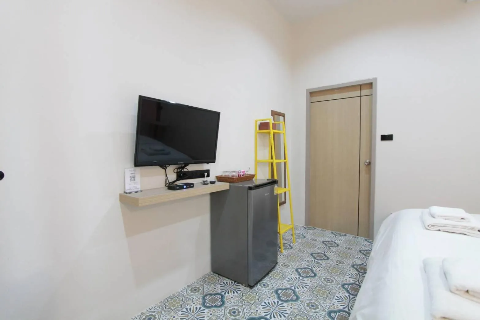 Bed in Nararin Garden House