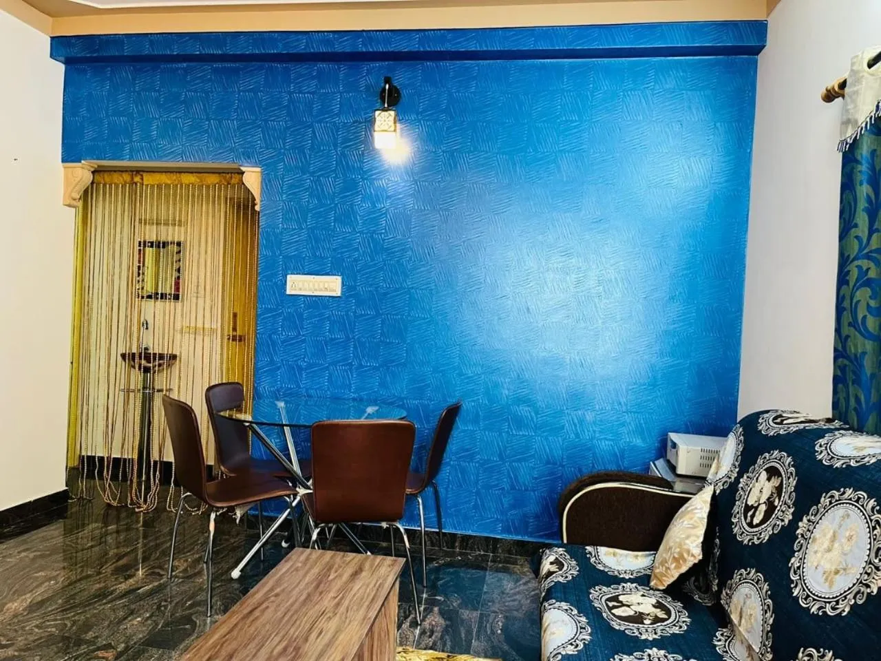 Seating area in The Ventura Grand Hotel