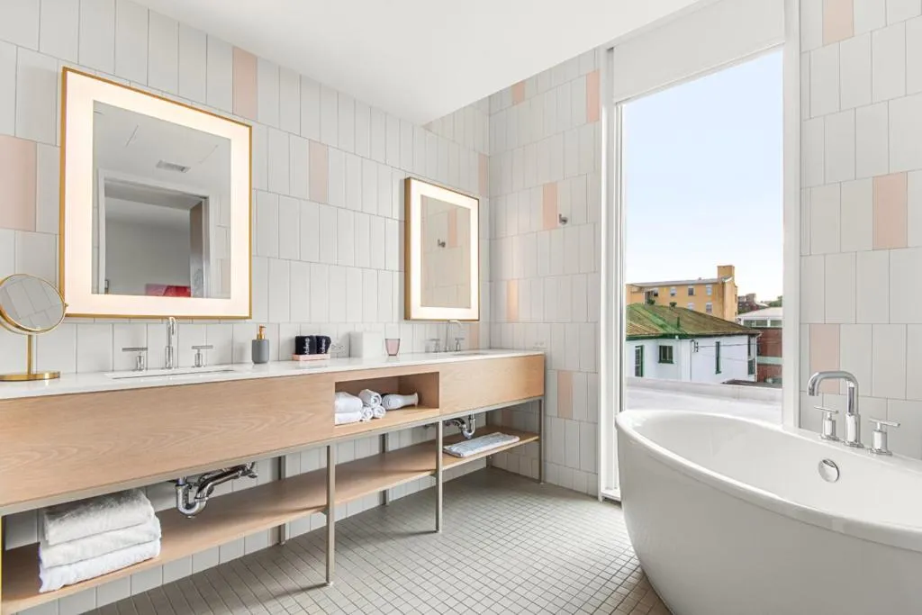 Bathroom in The Doyle Hotel