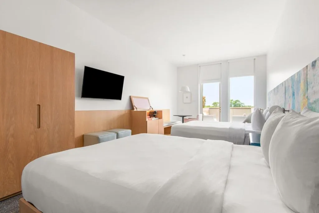 Bed in The Doyle Hotel