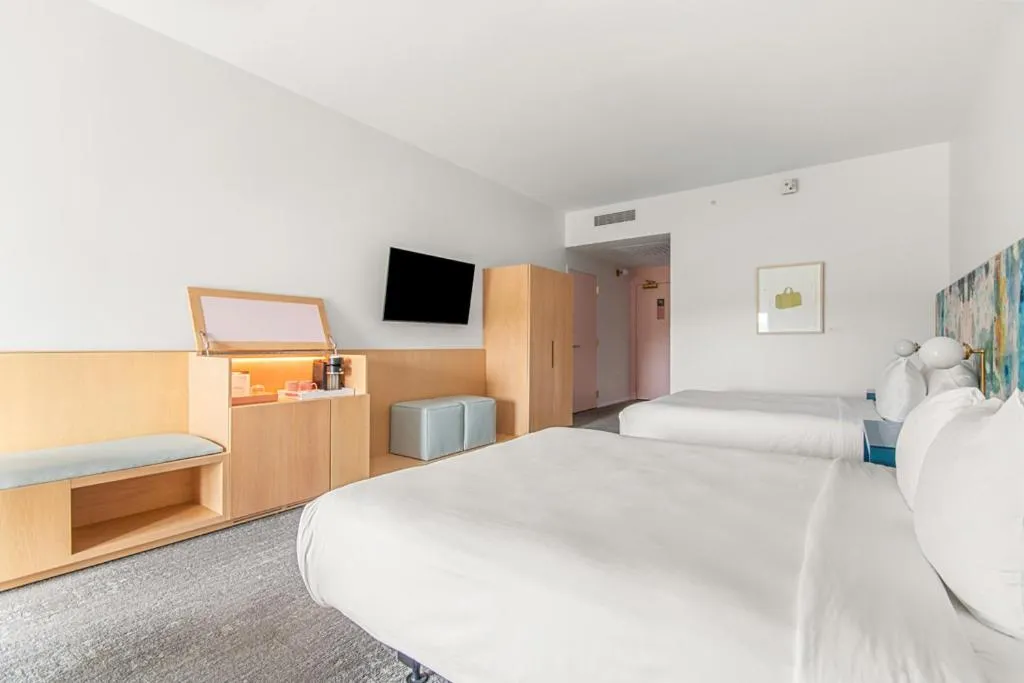 Bed in The Doyle Hotel