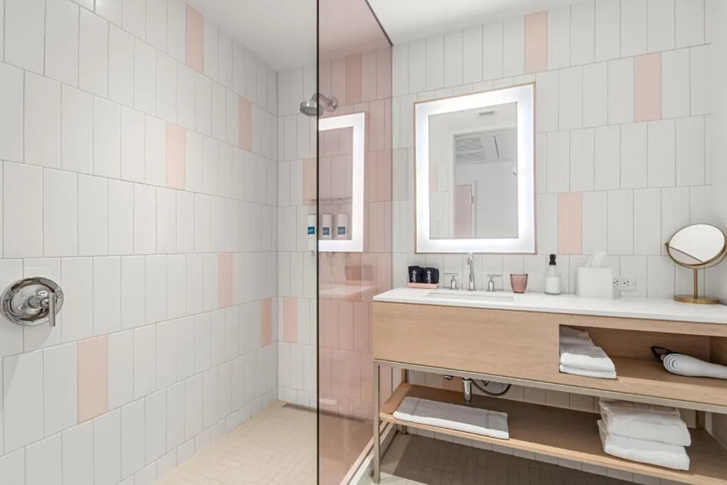 Shower in The Doyle Hotel