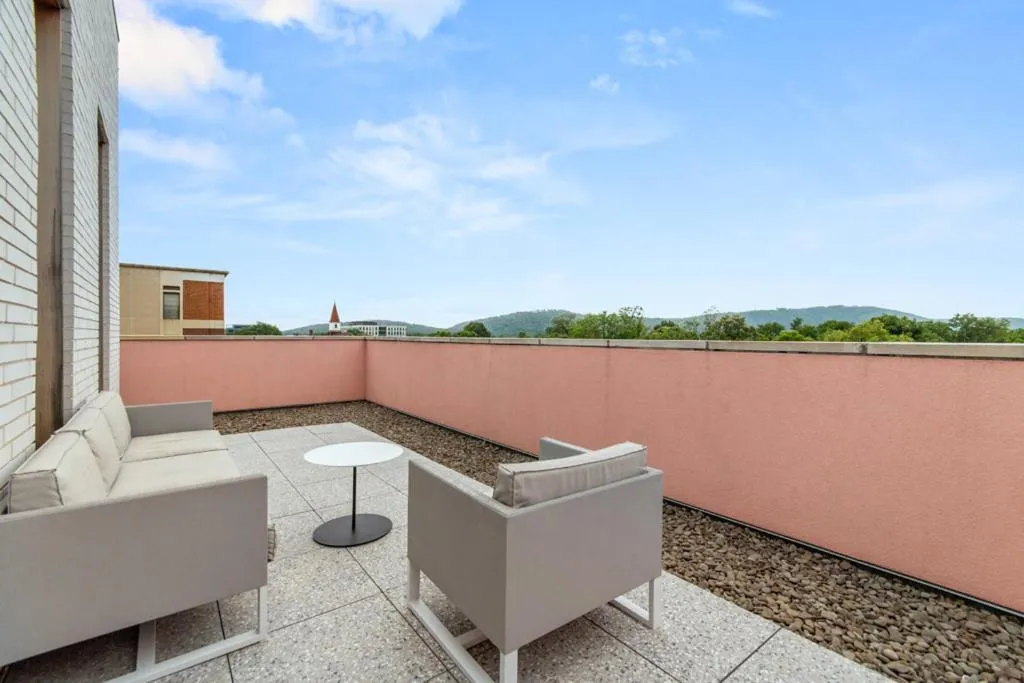 Patio in The Doyle Hotel