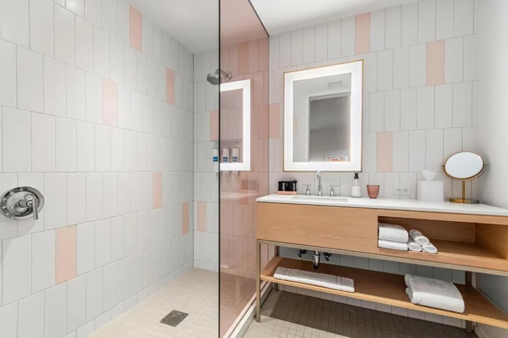 Shower in The Doyle Hotel