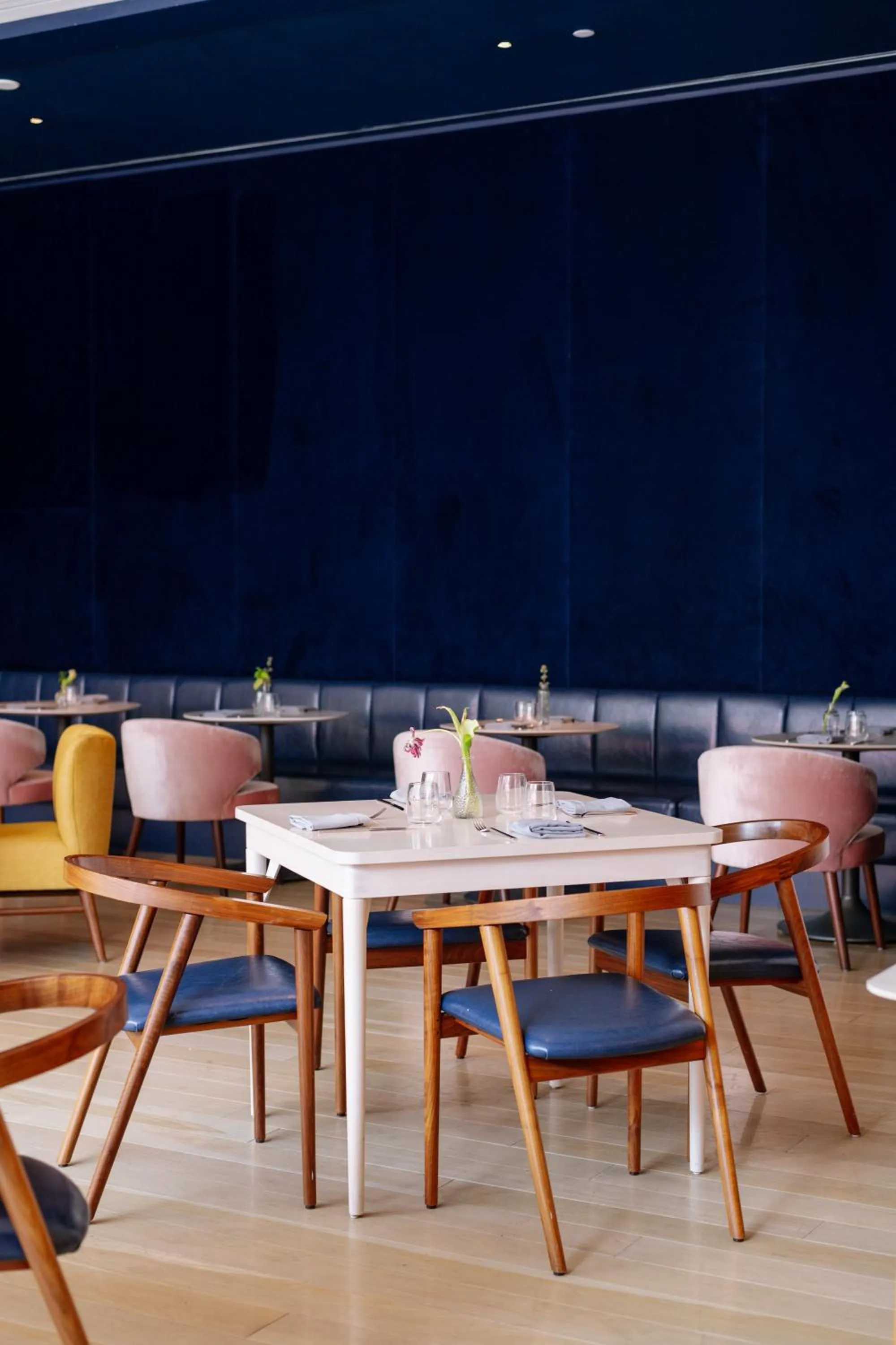 Restaurant/places to eat in The Doyle Hotel