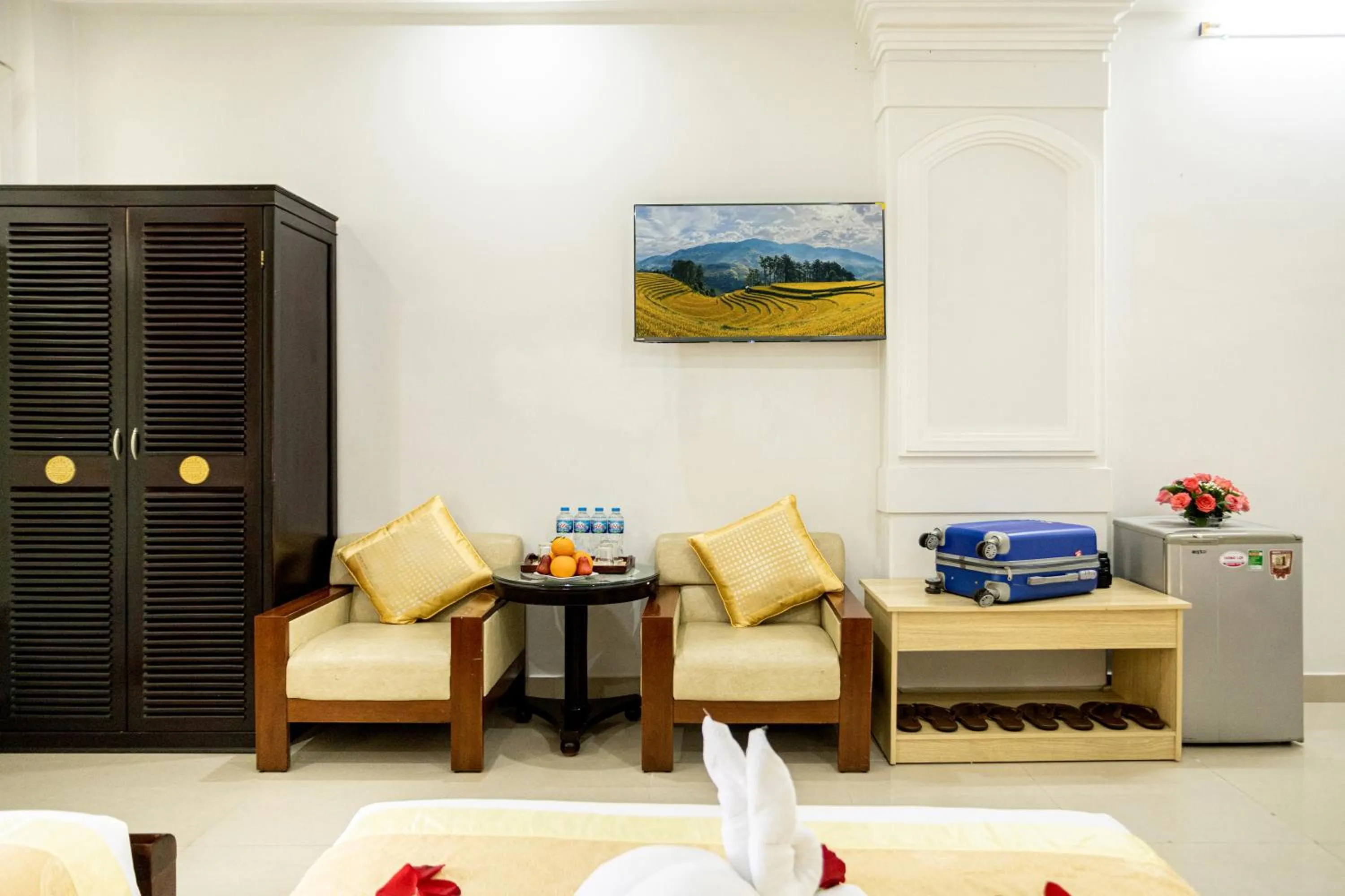 Seating area in Hue Harmony Hotel