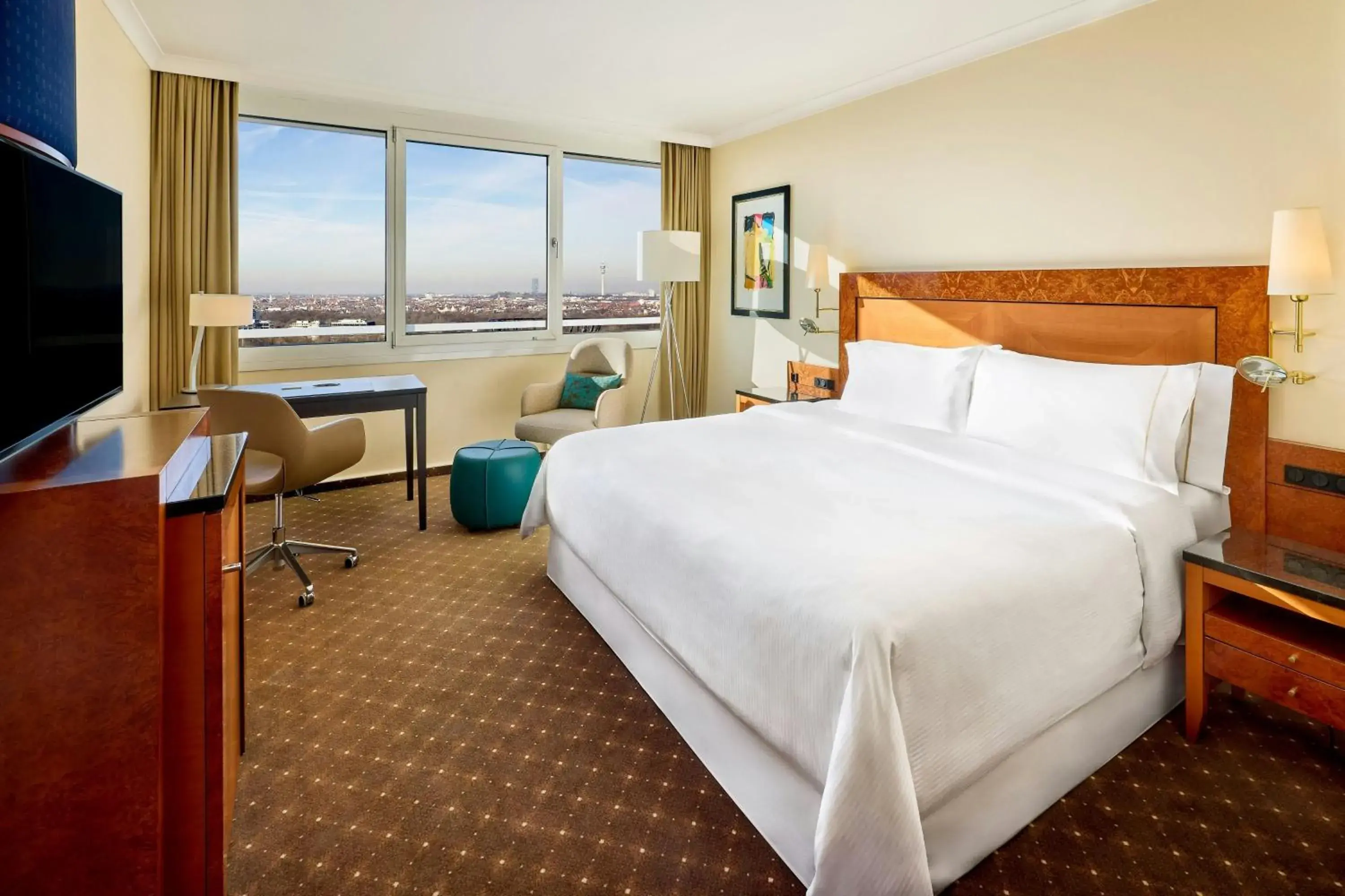 Westin Club Room, Guest Room, 1 King in The Westin Grand Munich Westin Club Room, Guest Room, 1 King in The Westin Grand Munich