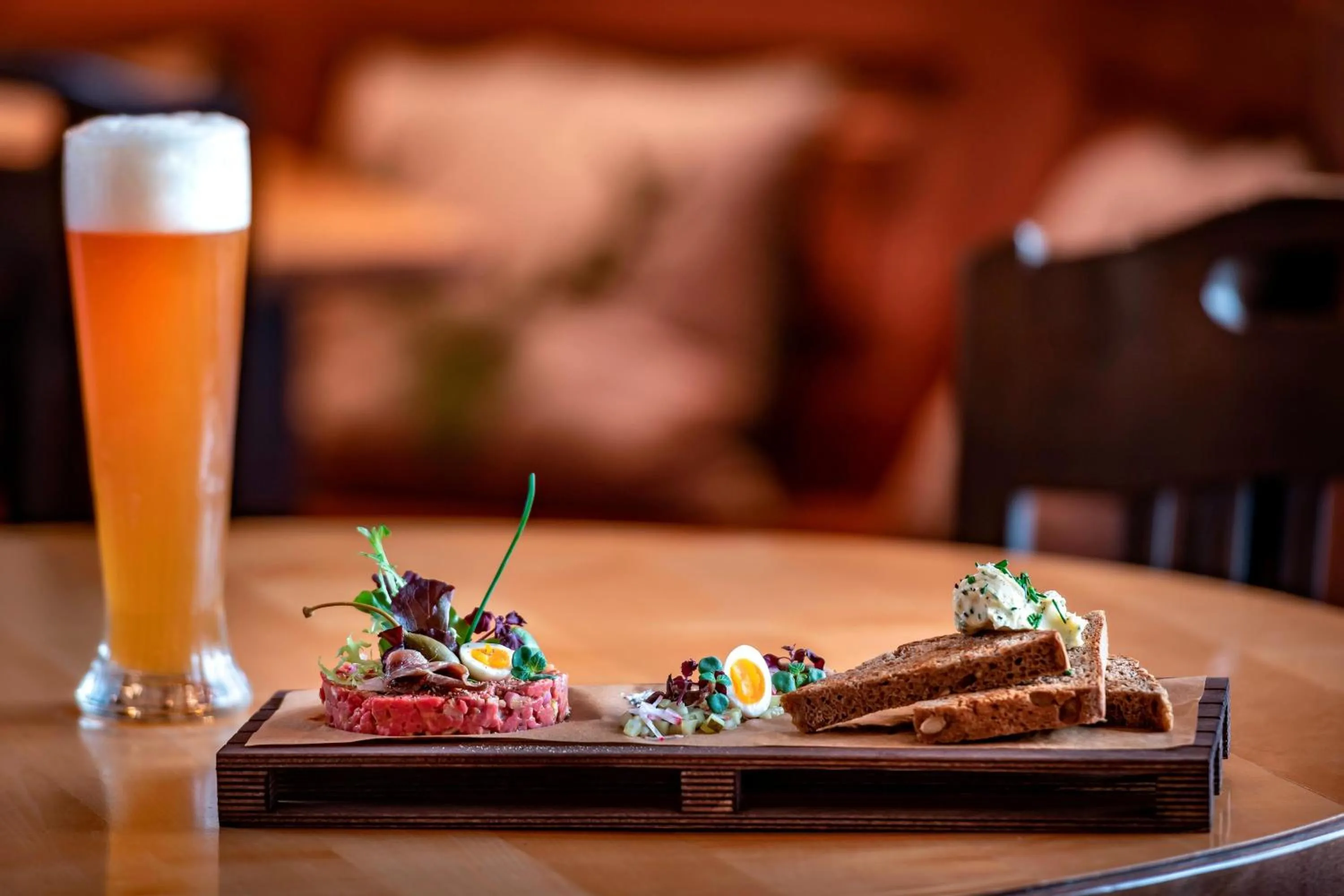 Restaurant/places to eat in The Westin Grand Munich