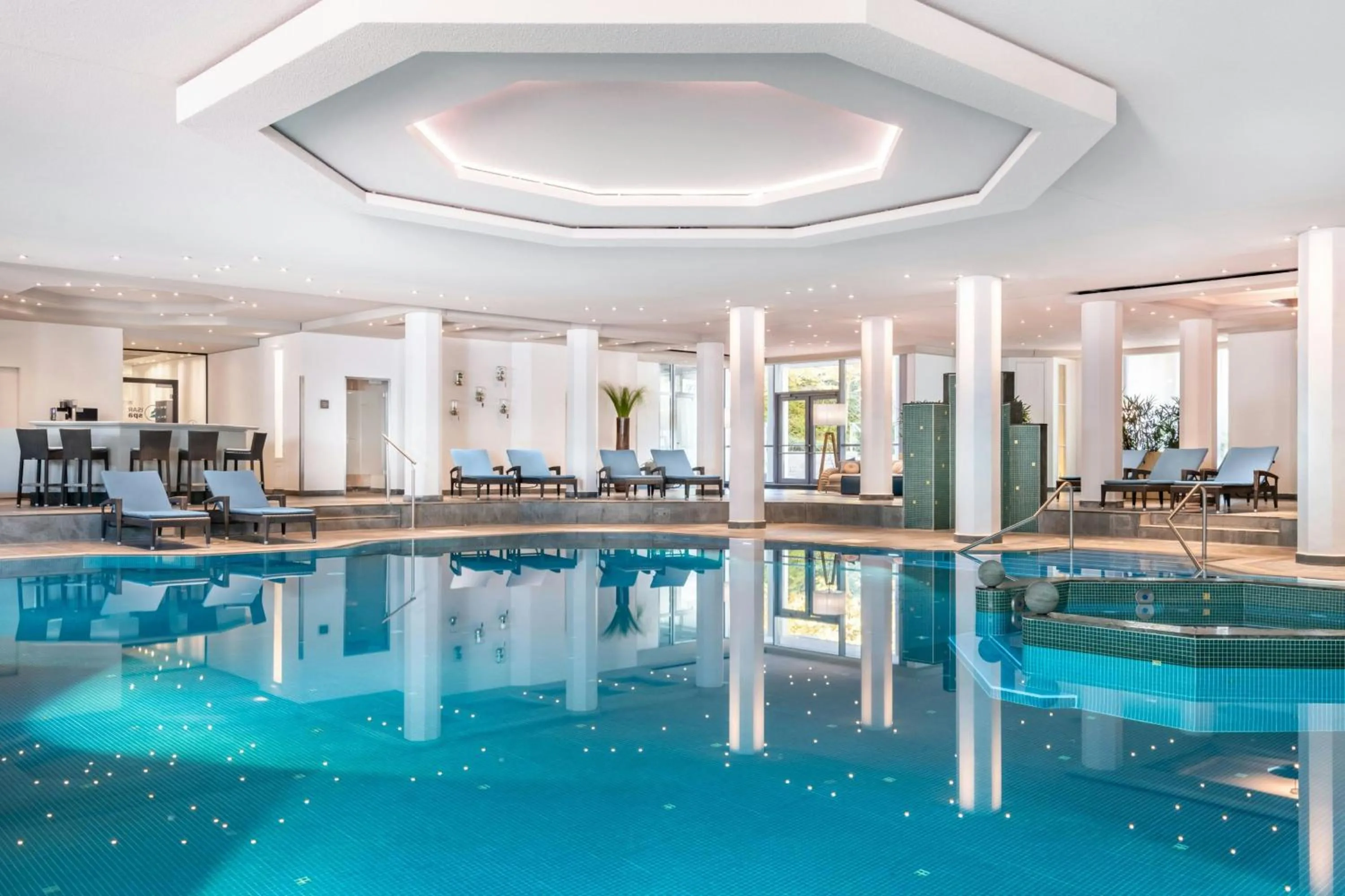 Swimming pool in The Westin Grand Munich