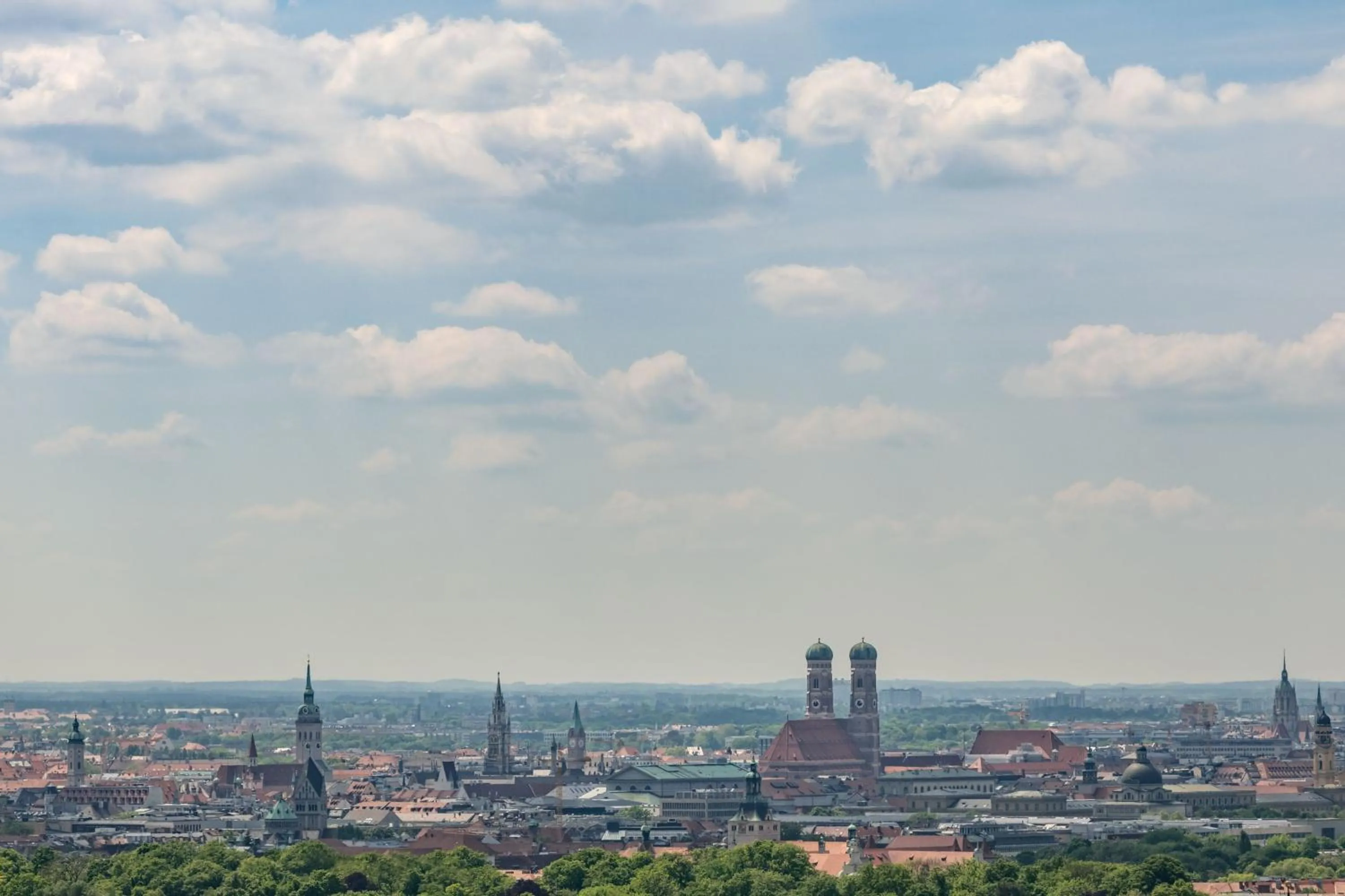 Photo of the whole room in The Westin Grand Munich