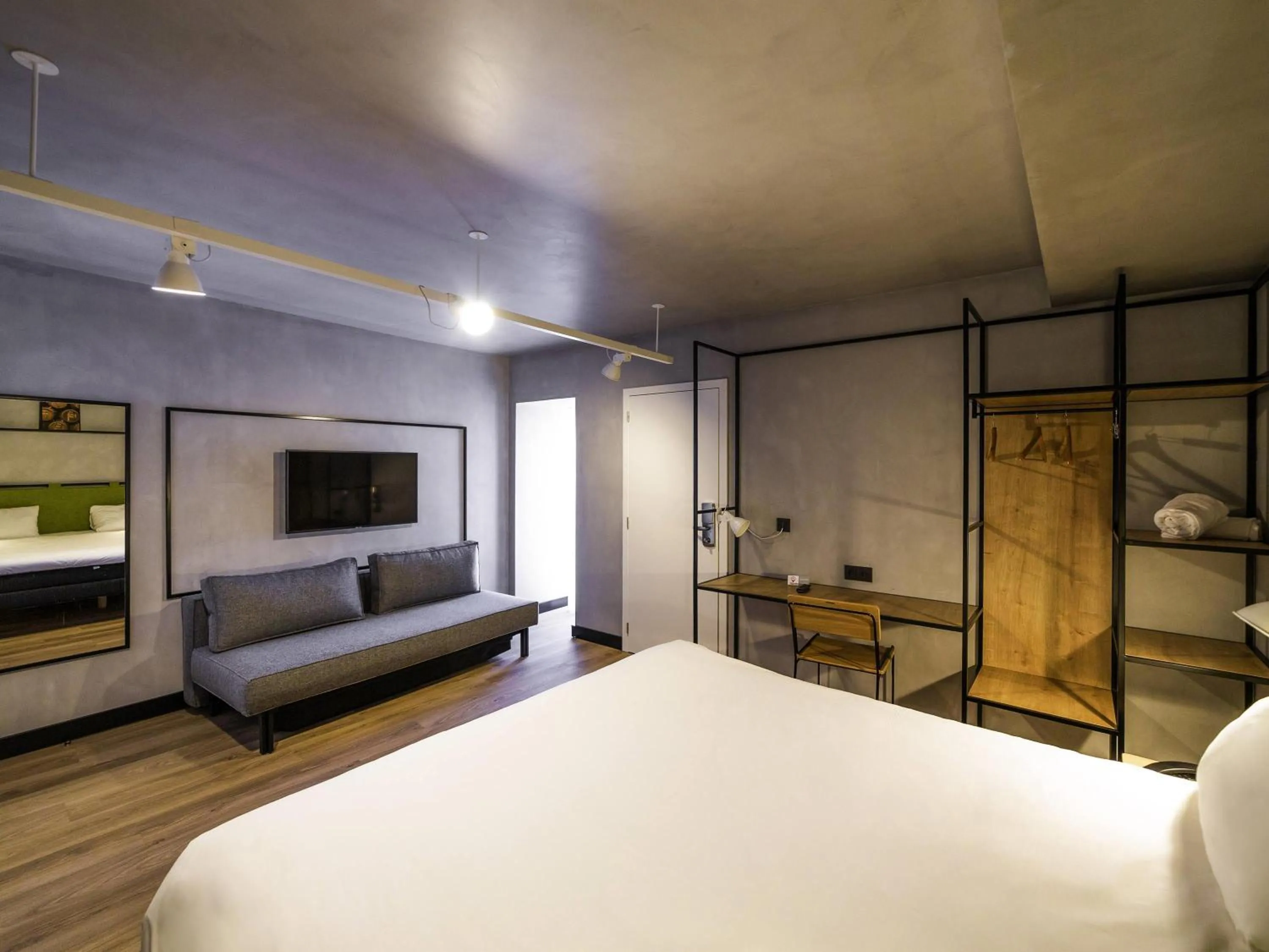 Bedroom, Bed in ibis Porto Centro Mercado Bolhao