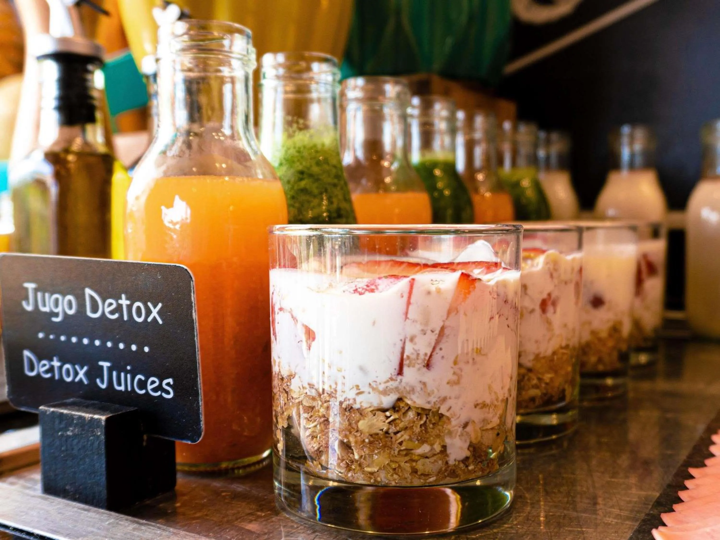 Breakfast in ibis Chia