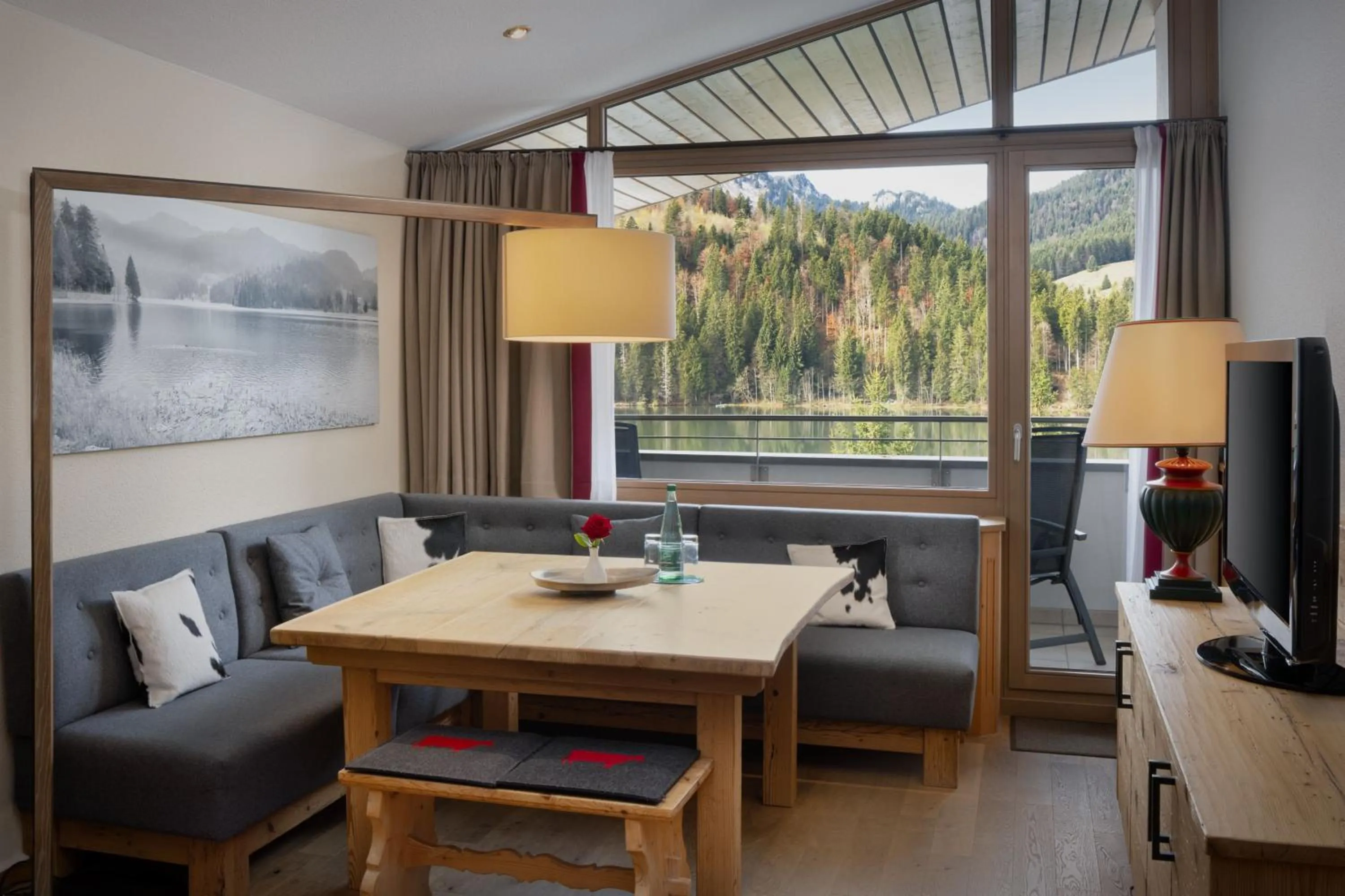 Photo of the whole room in Arabella Alpenhotel am Spitzingsee, a Tribute Portfolio Hotel