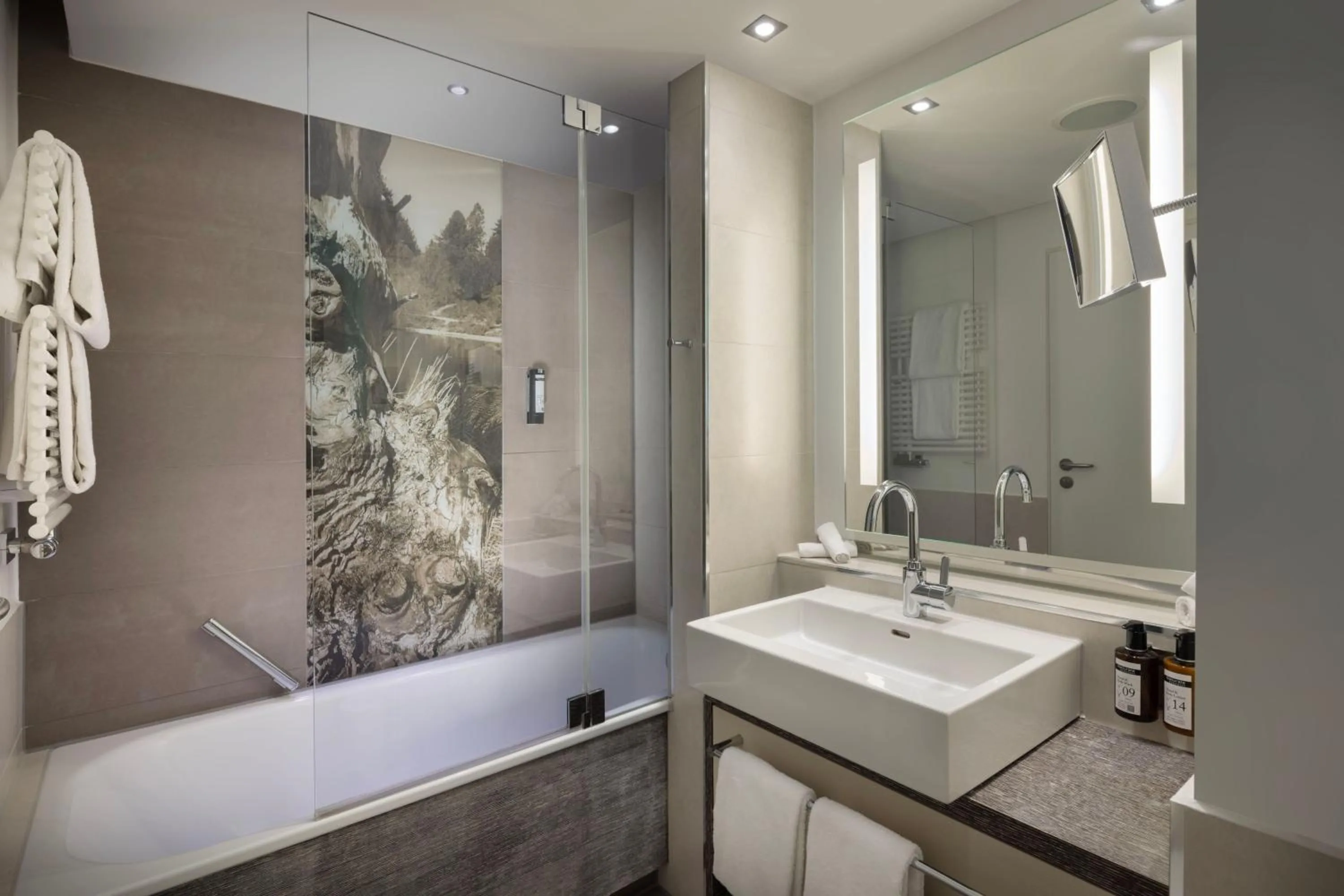 Bathroom in Arabella Alpenhotel am Spitzingsee, a Tribute Portfolio Hotel