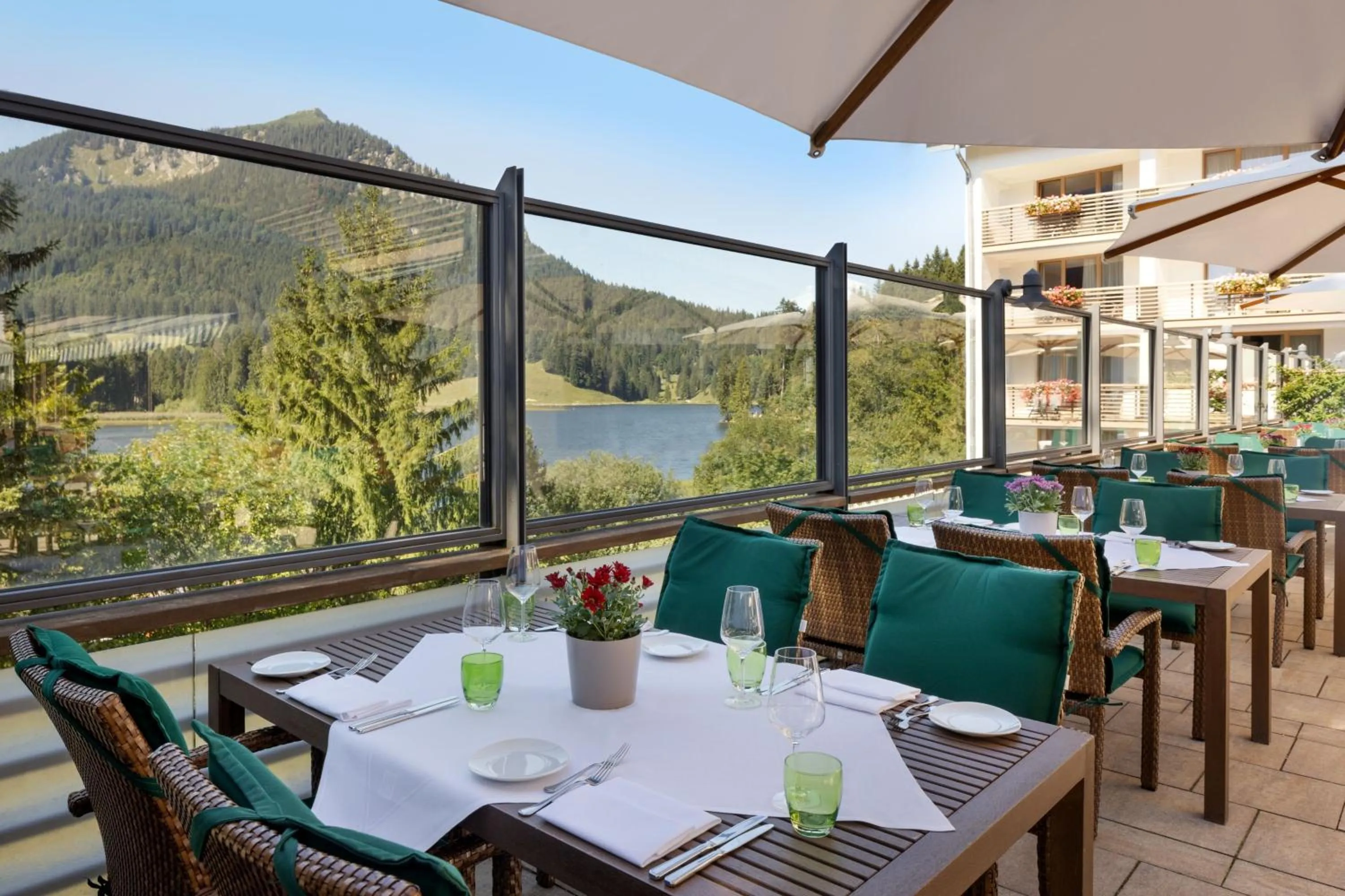 Breakfast in Arabella Alpenhotel am Spitzingsee, a Tribute Portfolio Hotel