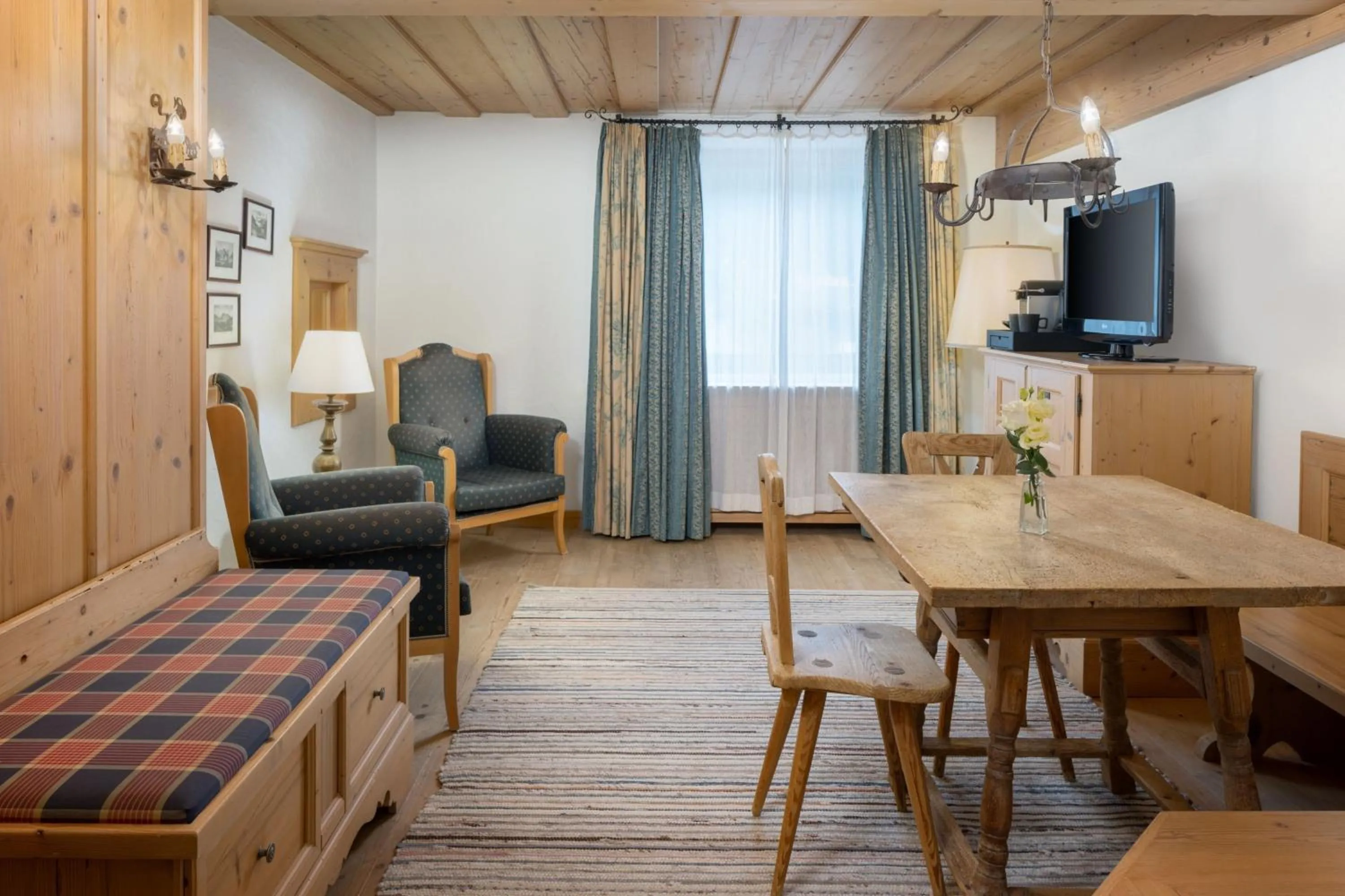 Photo of the whole room in Arabella Alpenhotel am Spitzingsee, a Tribute Portfolio Hotel