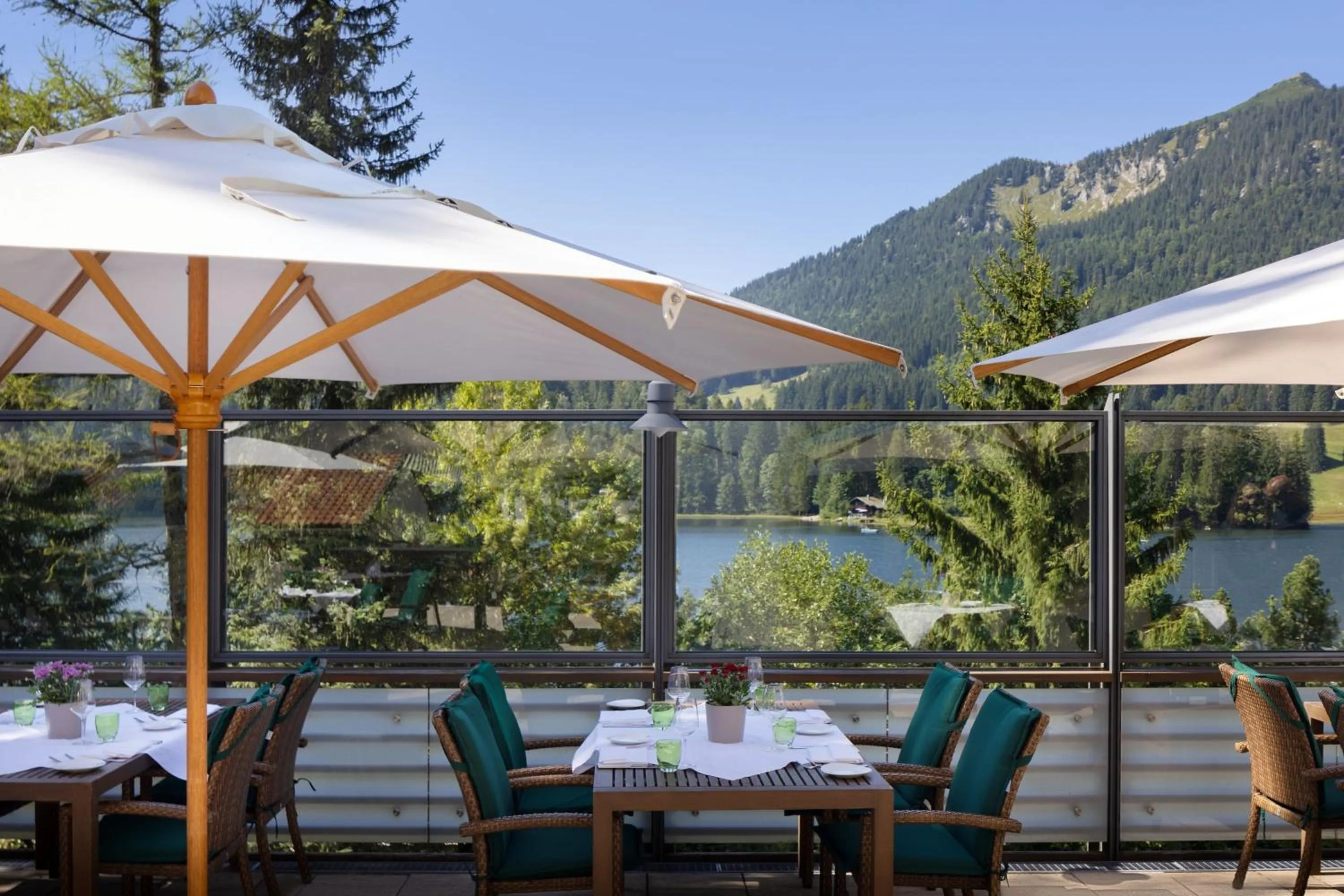 Breakfast in Arabella Alpenhotel am Spitzingsee, a Tribute Portfolio Hotel