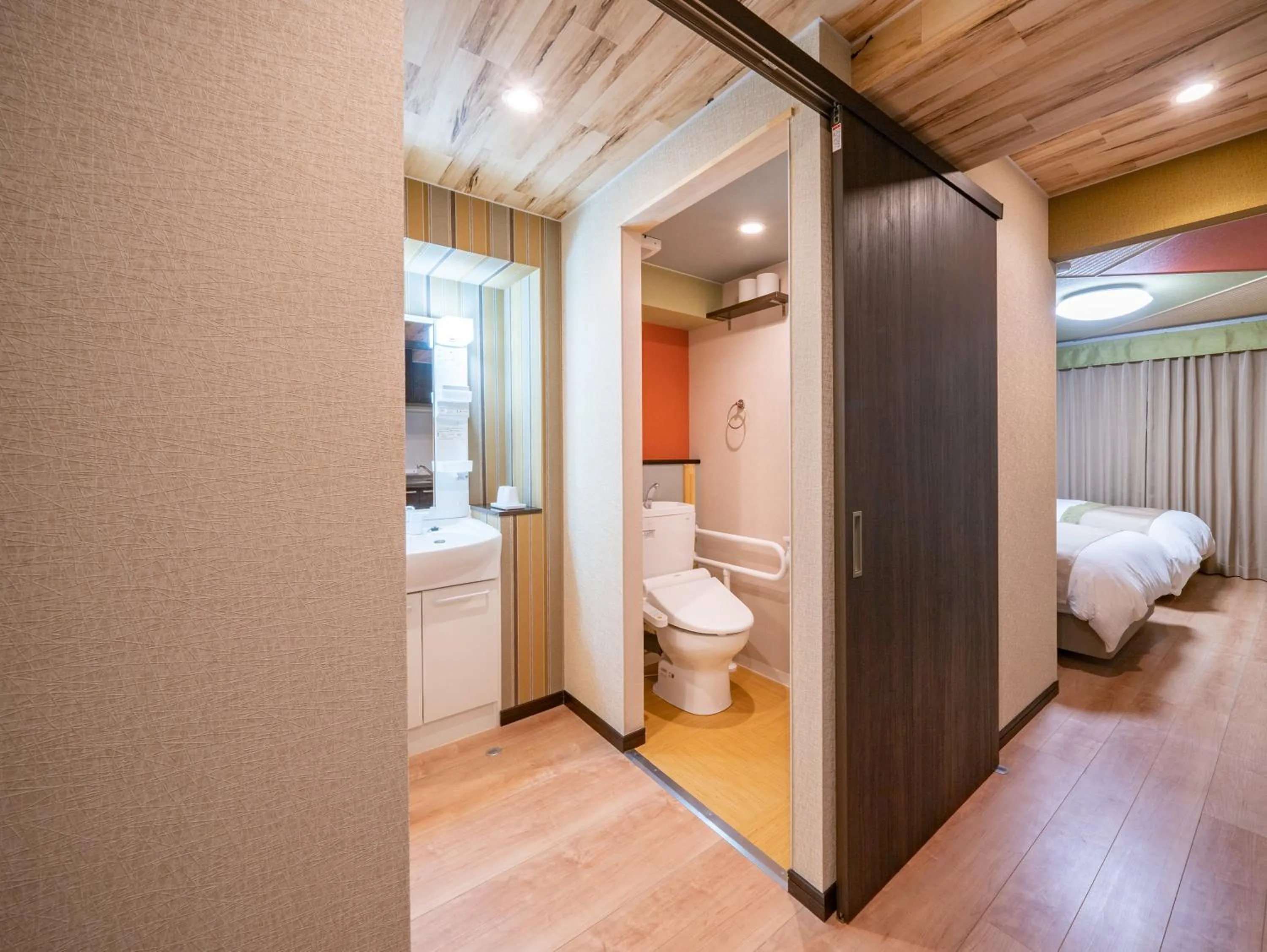 Residence Hotel Takayama Station