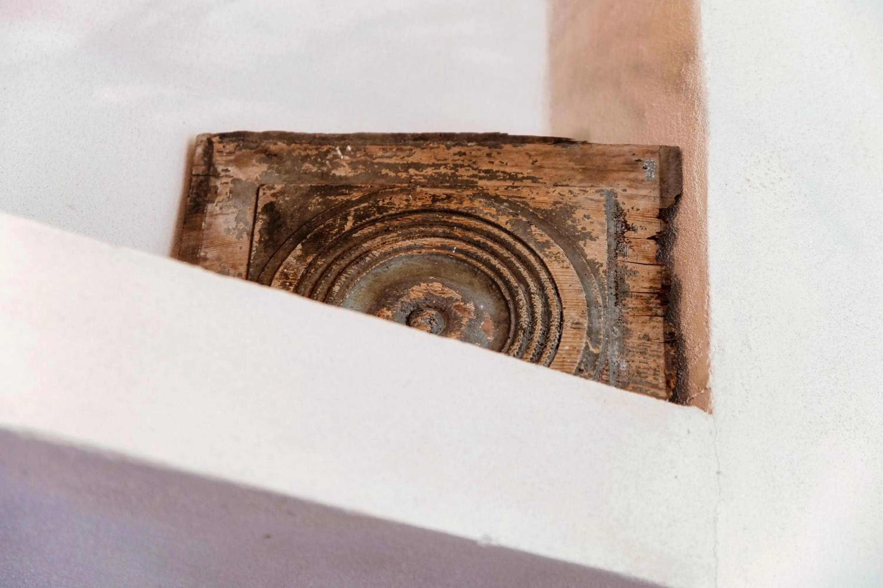 Decorative detail in Dandelion Como Suites & Park