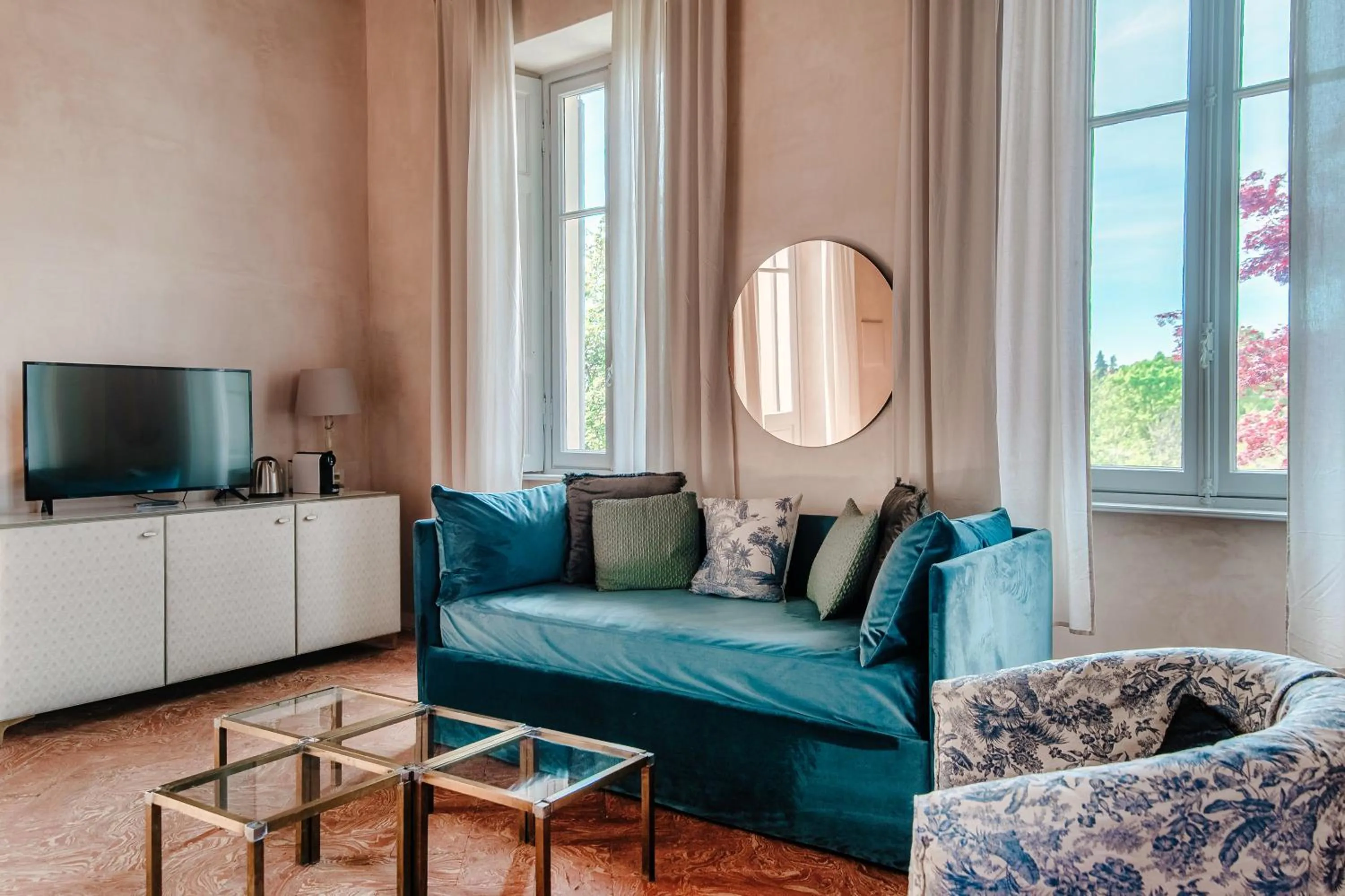 Bedroom in Dandelion Como Suites & Park