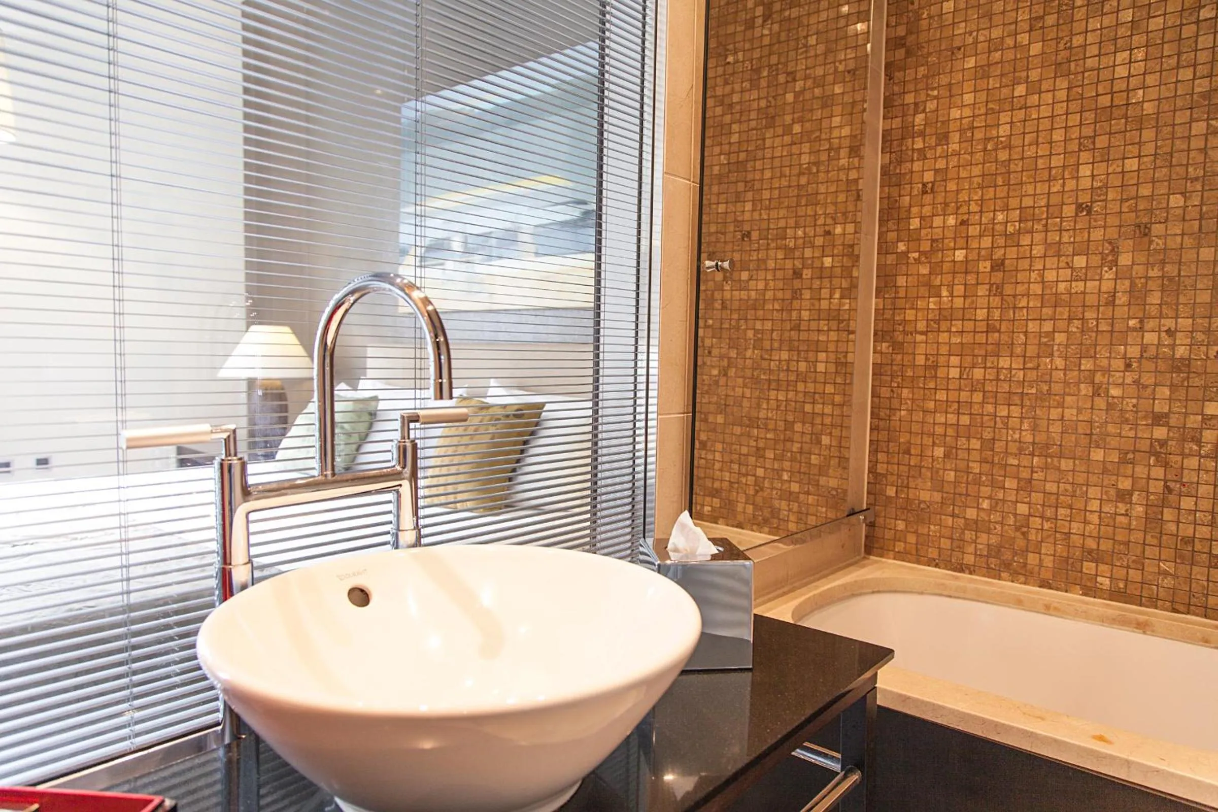 Bathroom in Quentin Design Hotel Berlin