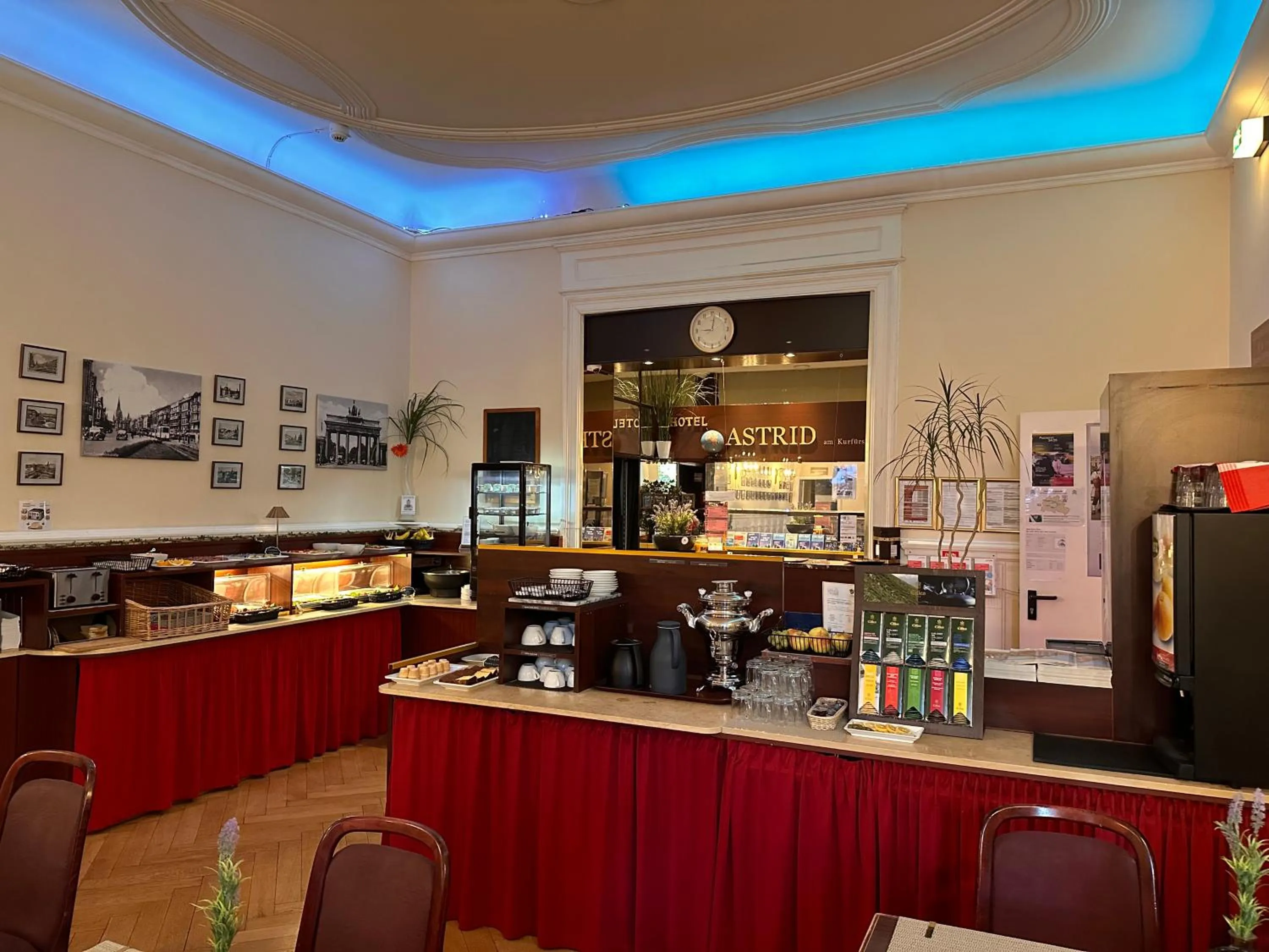 Breakfast in Hotel Astrid am Kurfürstendamm