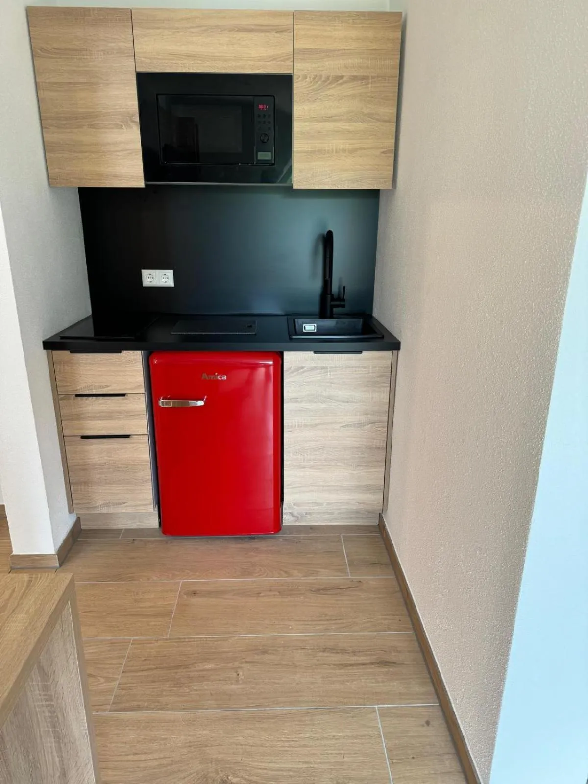 Kitchen or kitchenette in B&S Hotel