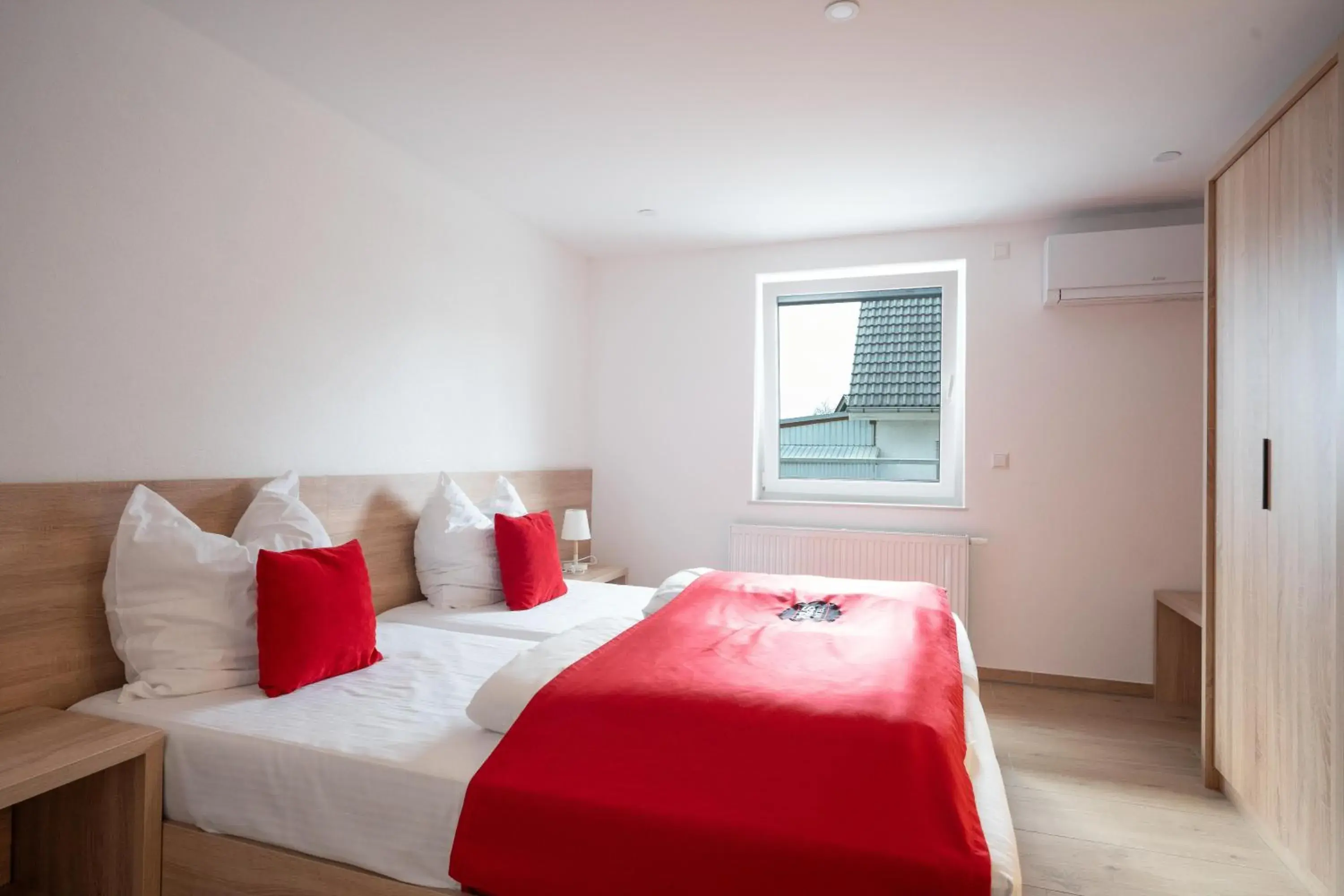 Suite with Hot Tub in B&S Hotel Suite with Hot Tub in B&S Hotel