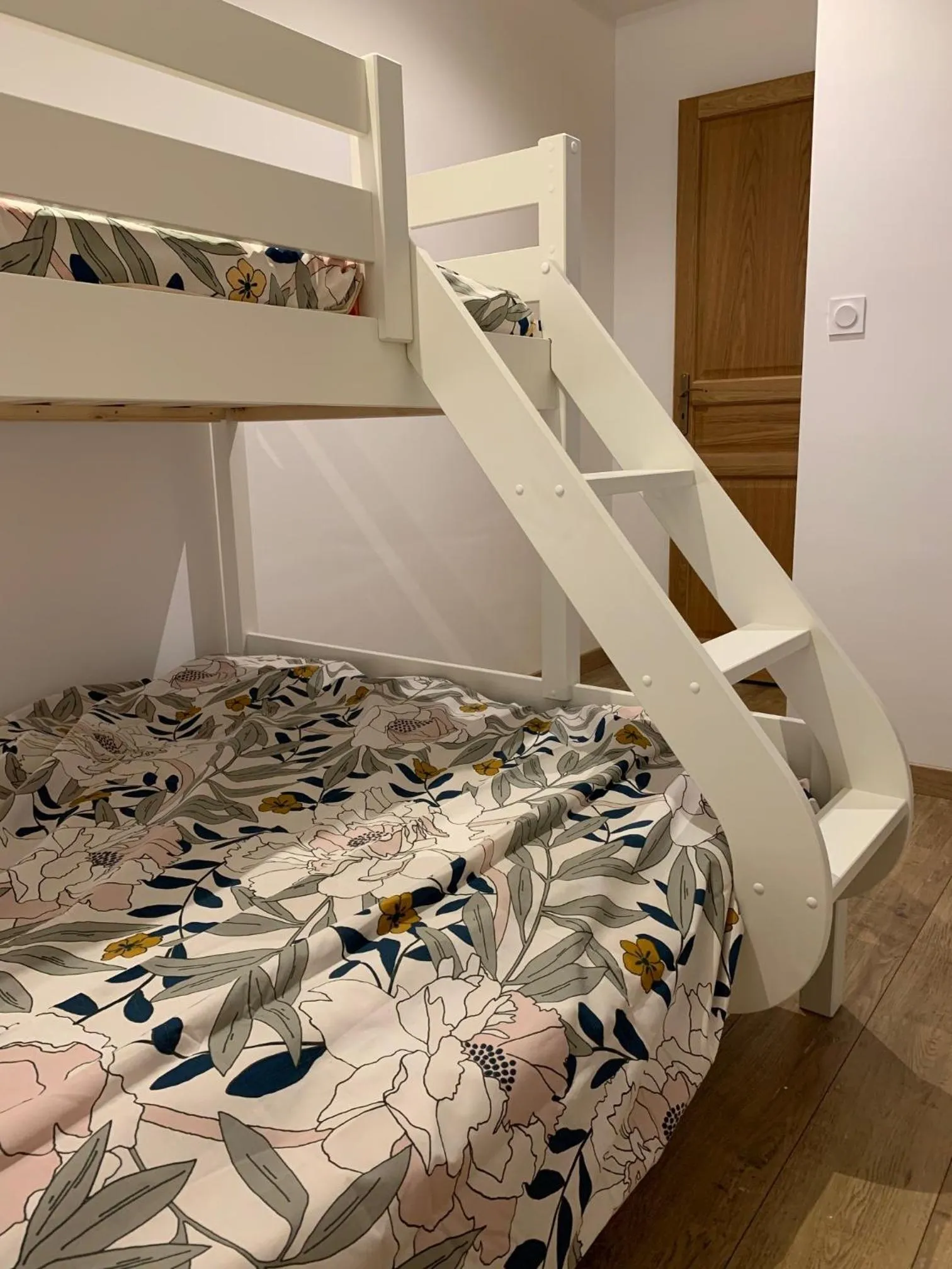 Bedroom, Bed in Les Villas d Onalou Kergastel