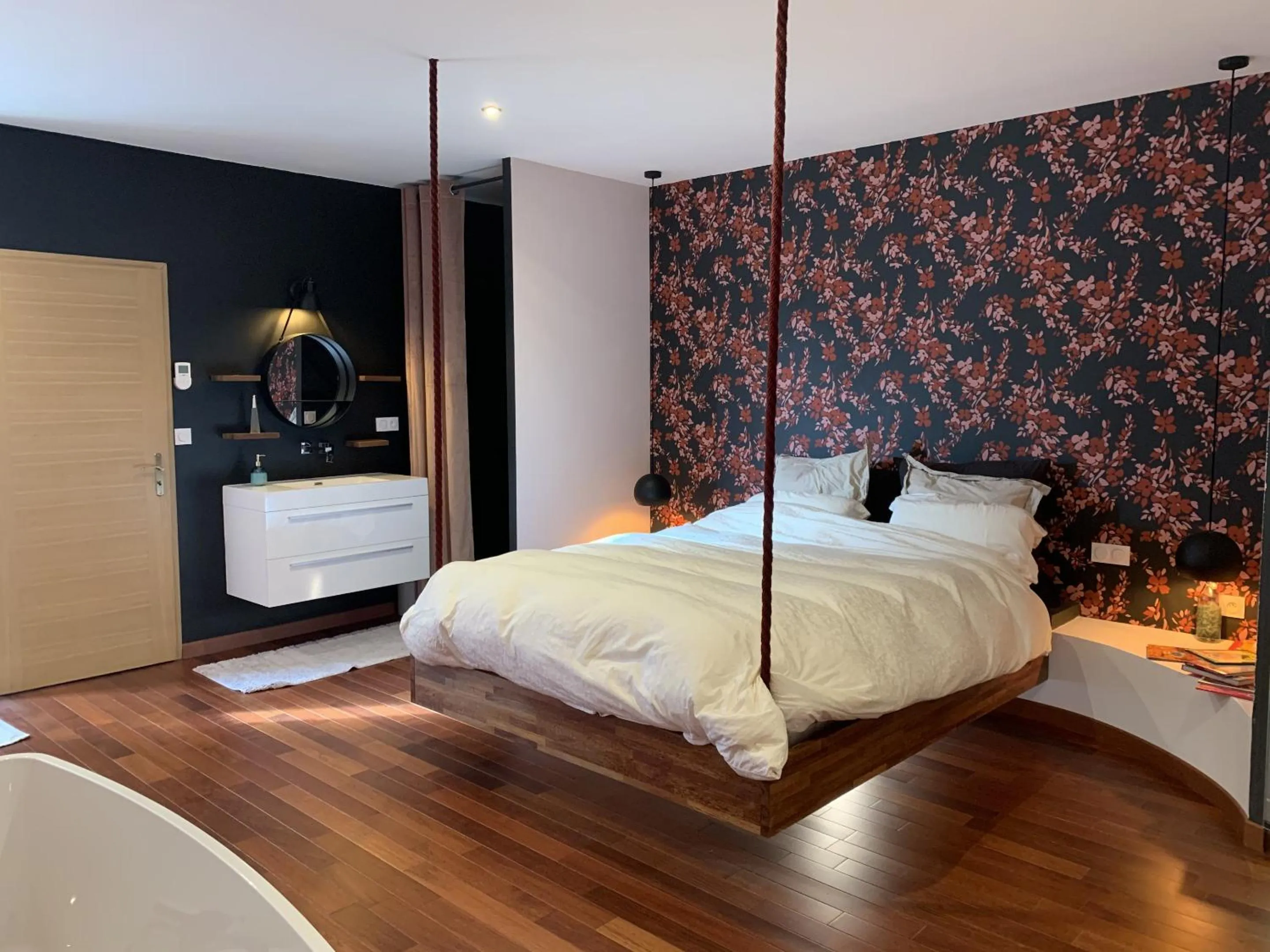 Bedroom, Bed in Les Villas d Onalou Kergastel