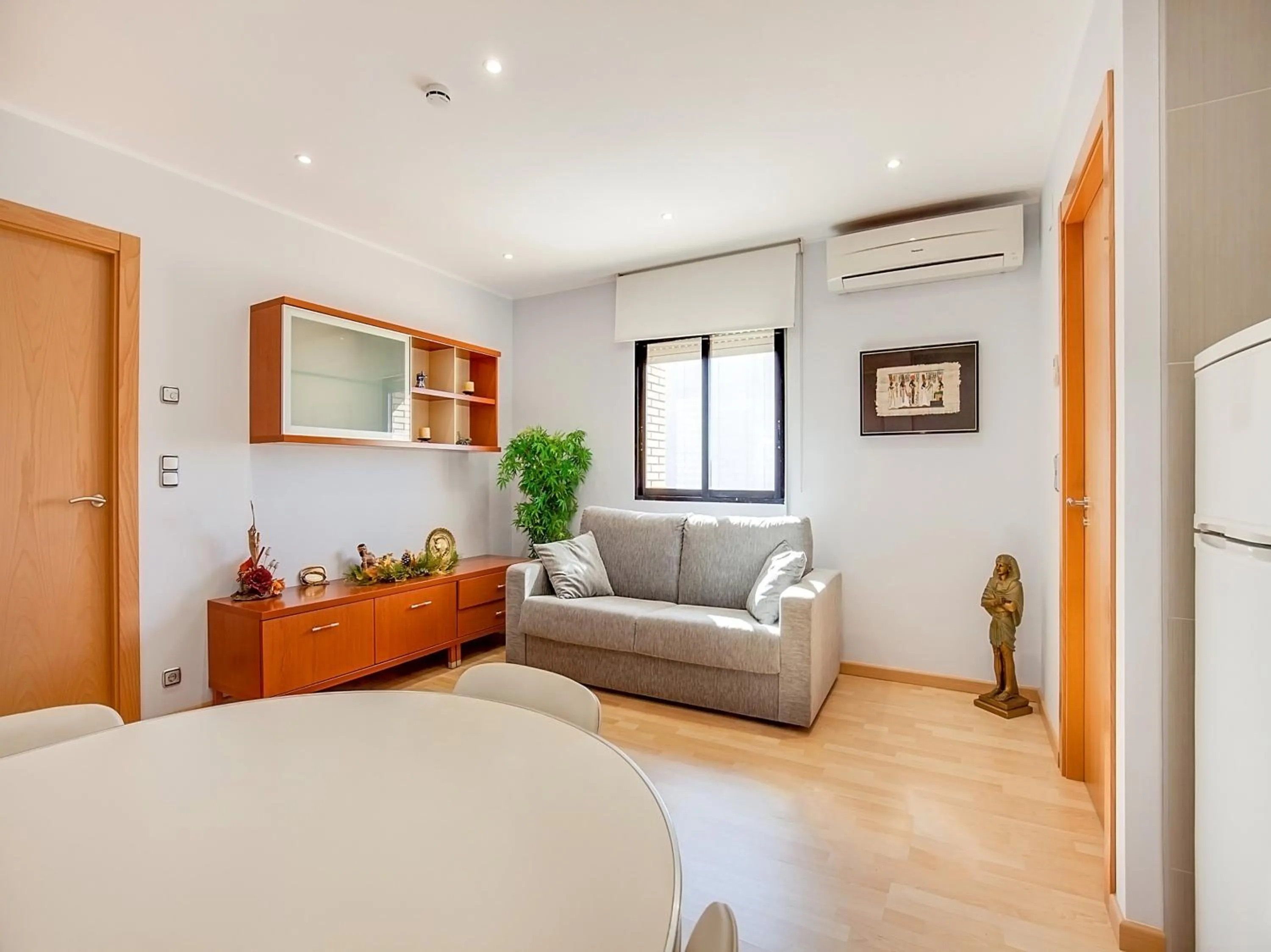 Photo of the whole room, Bed in Hotel Restaurante Blanc I Negre 2