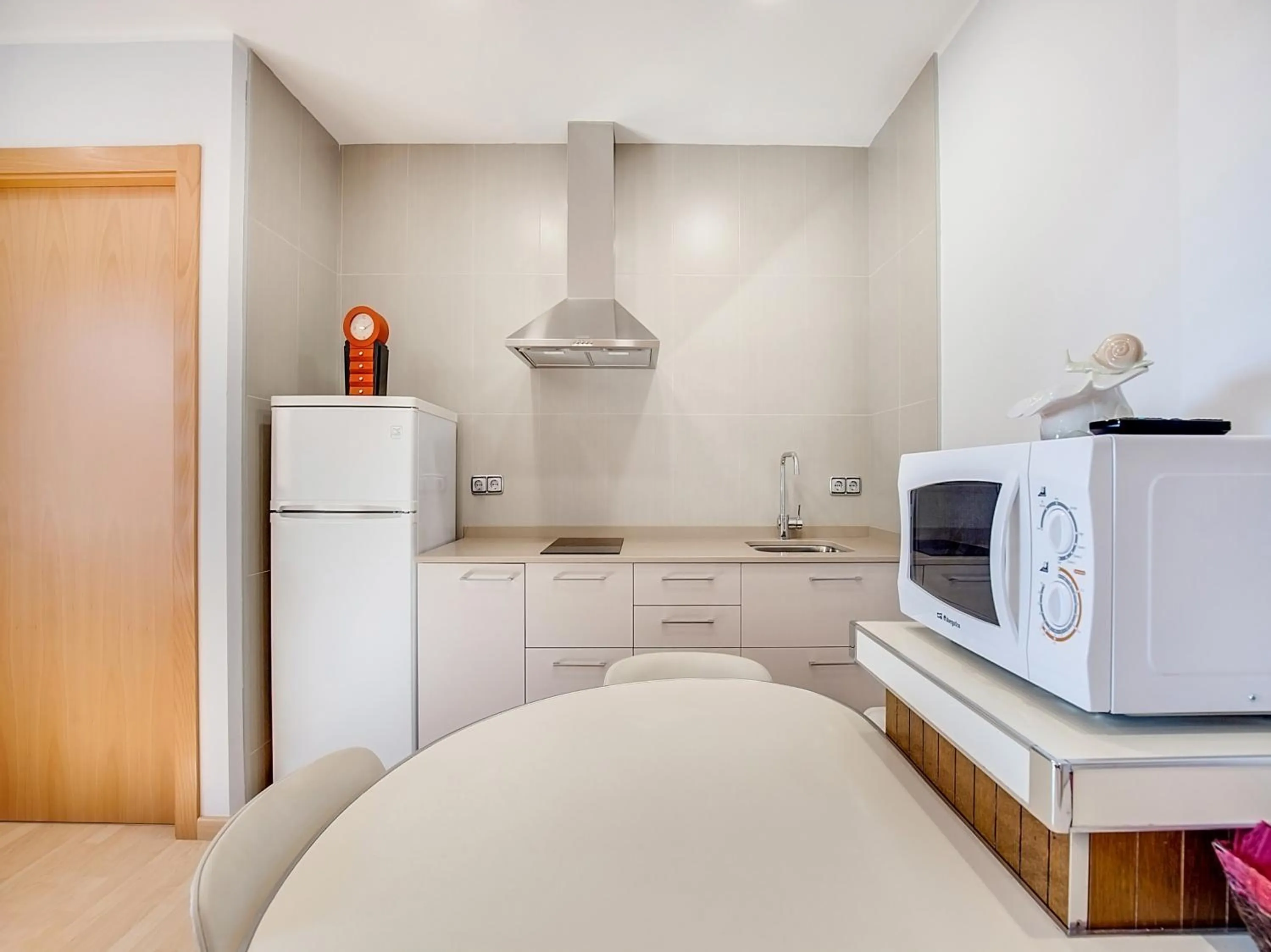 Photo of the whole room in Hotel Restaurante Blanc I Negre 2