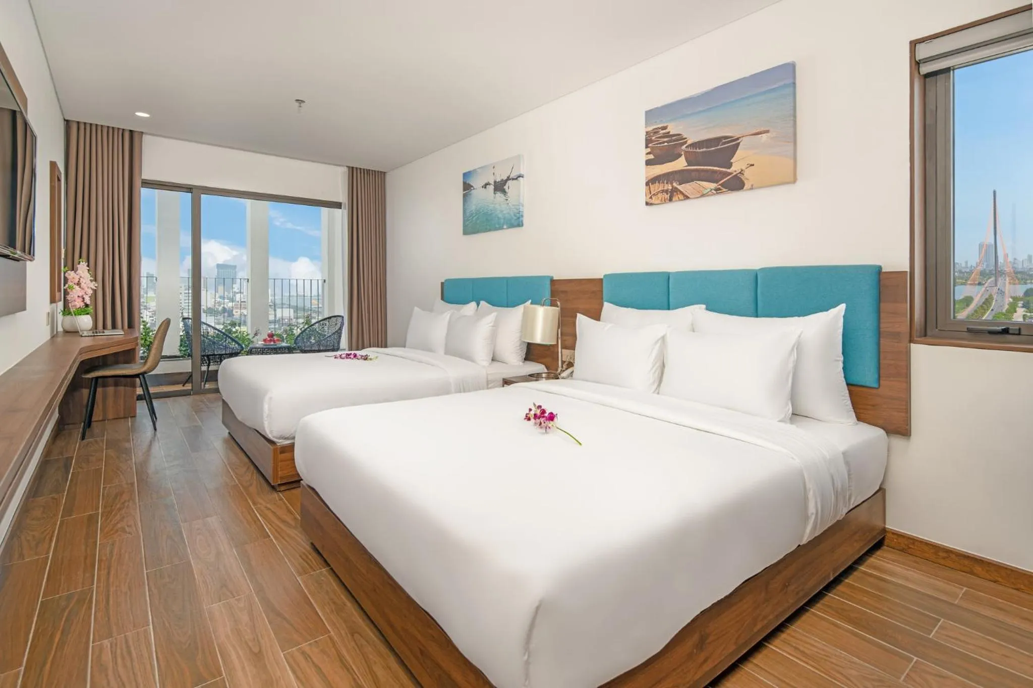 Photo of the whole room, Bed in Gold Plaza Hotel Da Nang