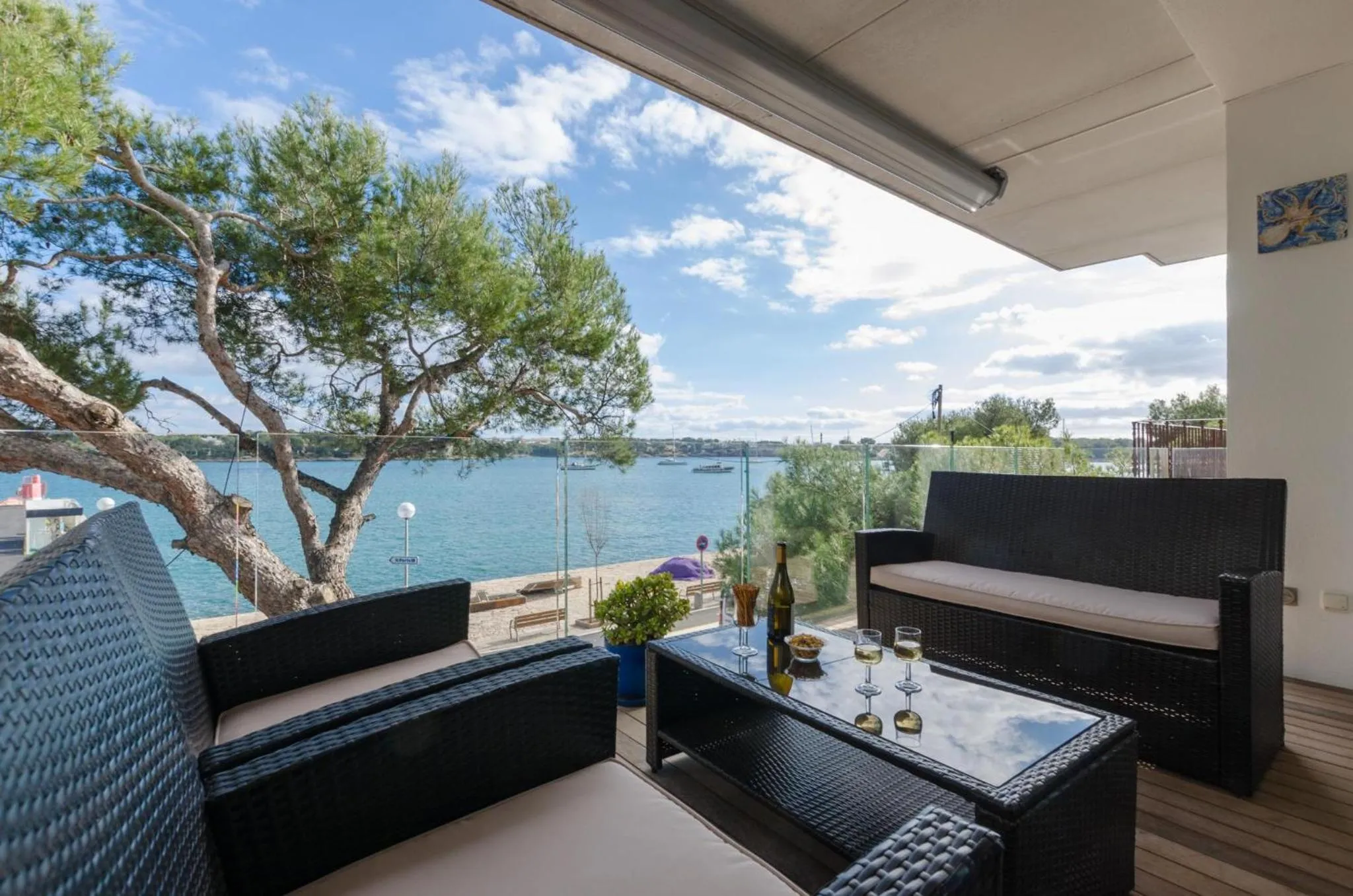Three-Bedroom Apartment in Ponent