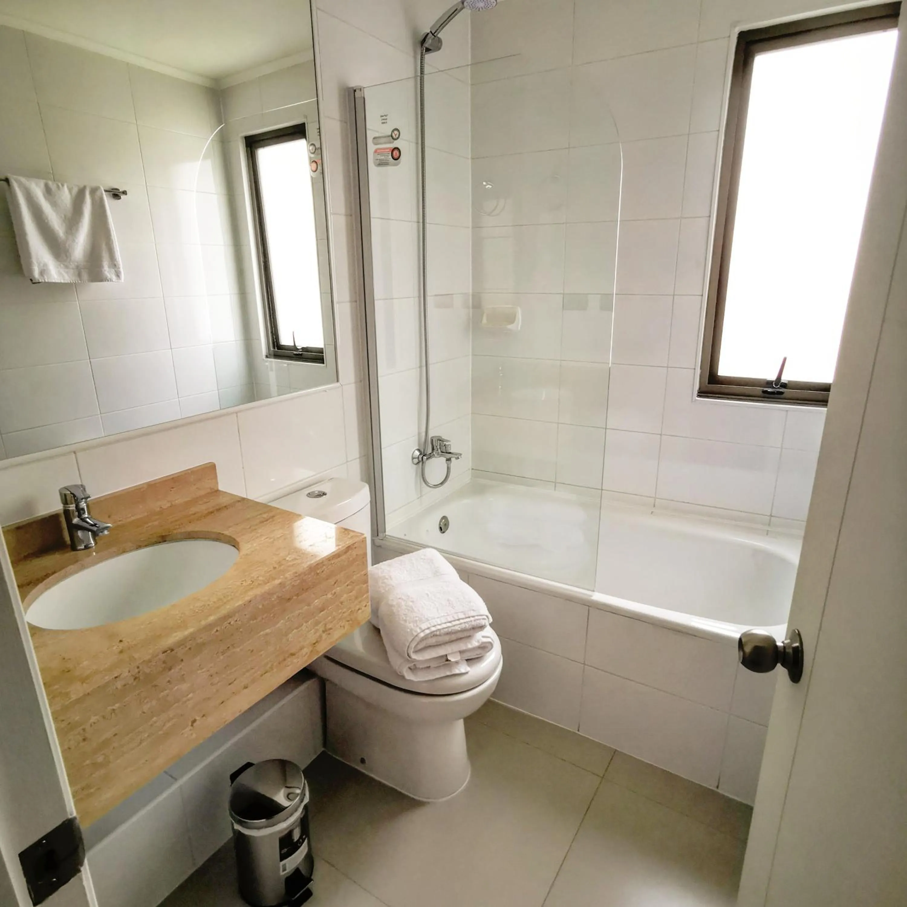 Shower in Apart Hotel Viva Providencia