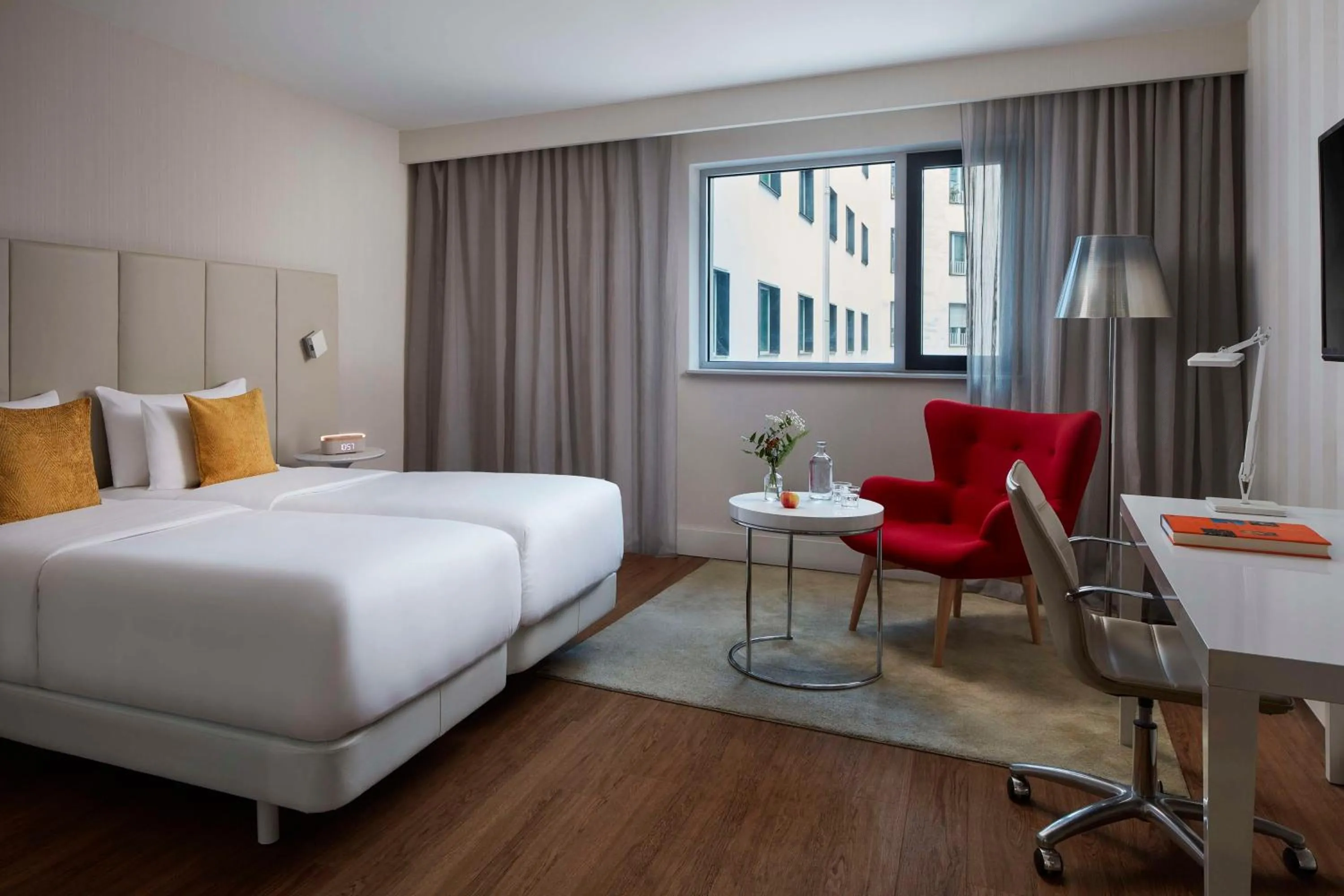 Bedroom, Bed in Avani Frankfurt City Hotel