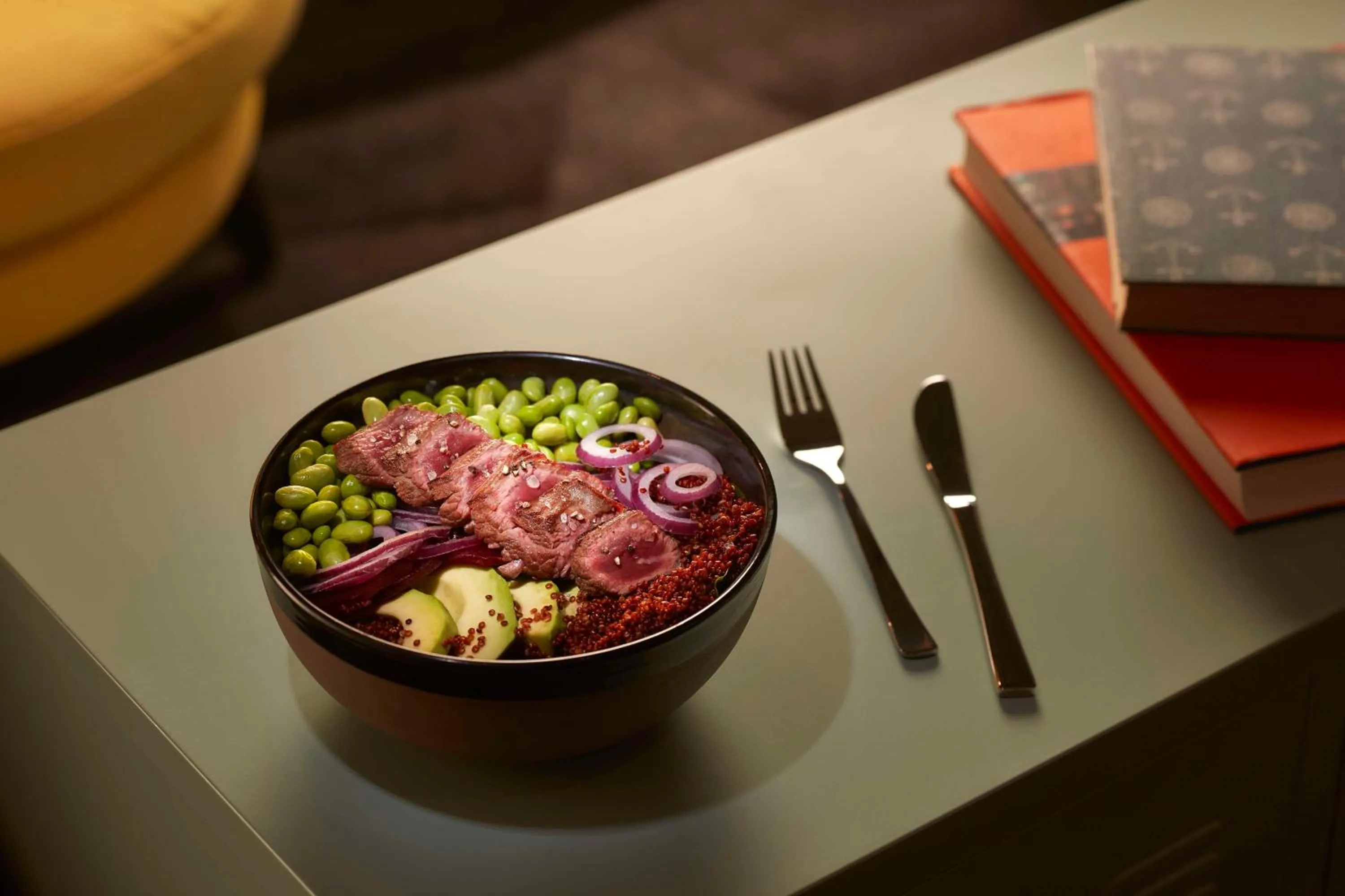 Restaurant/places to eat in Avani Frankfurt City Hotel