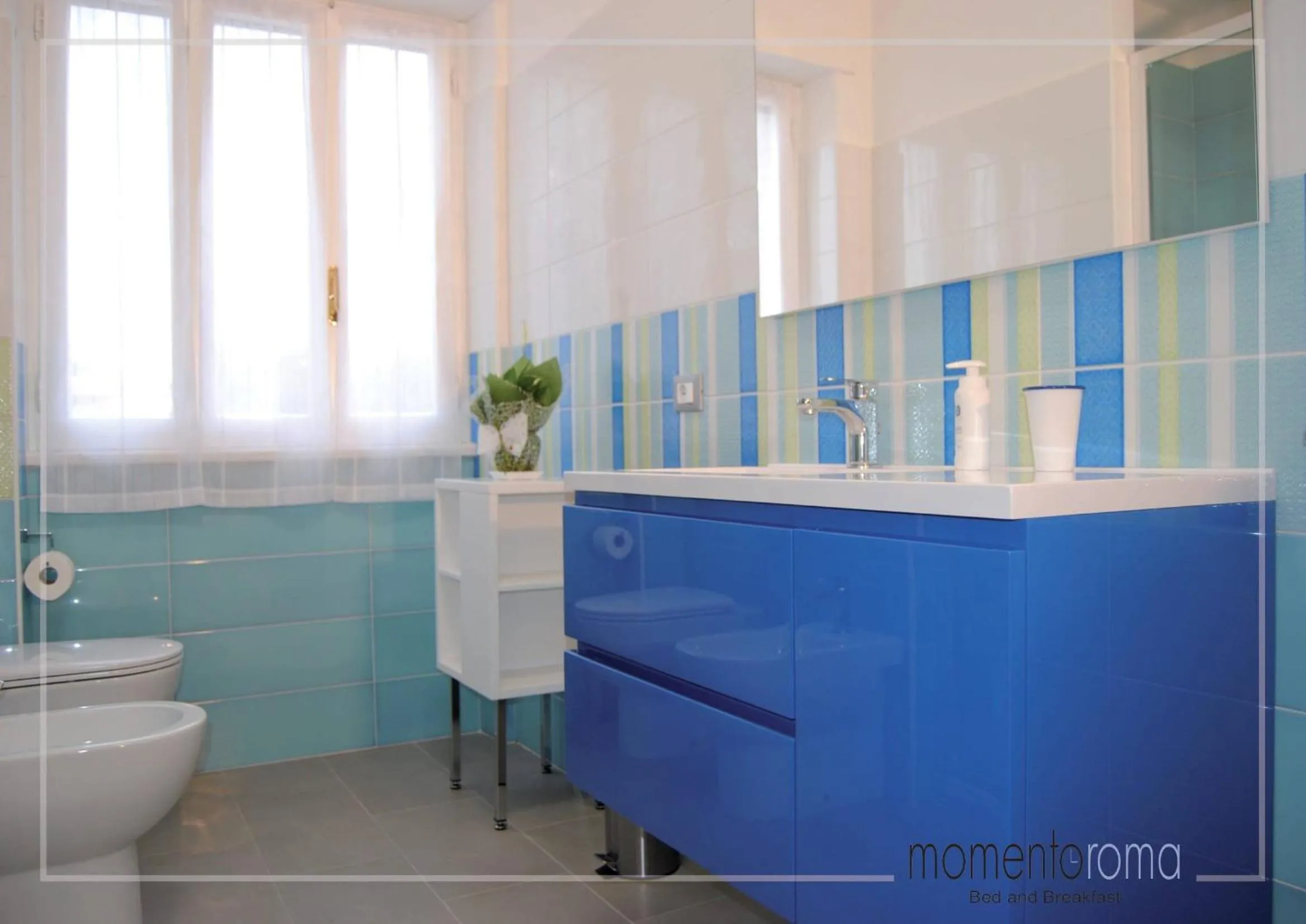 Shower in Momentoroma b&b