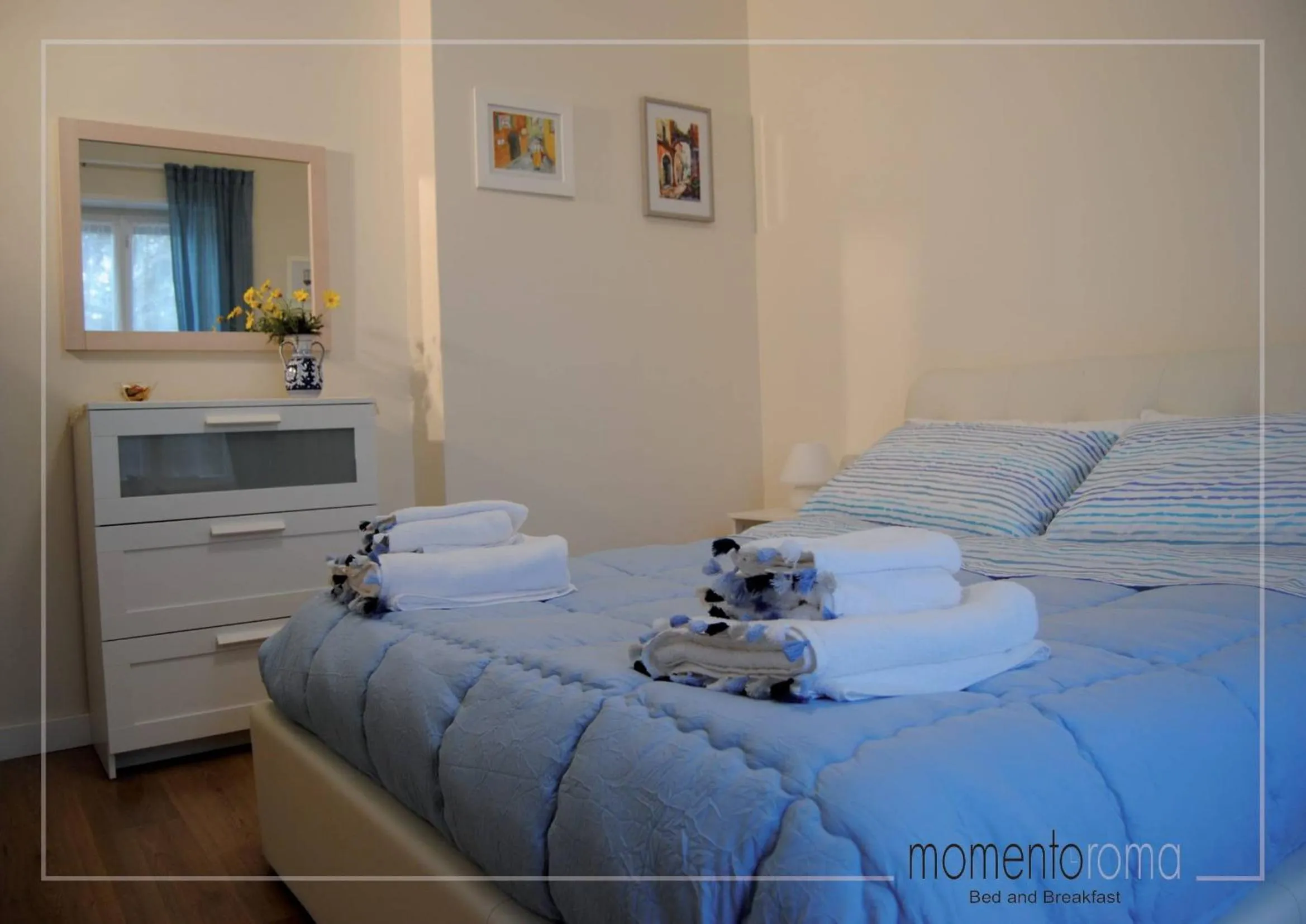 Bed in Momentoroma b&b