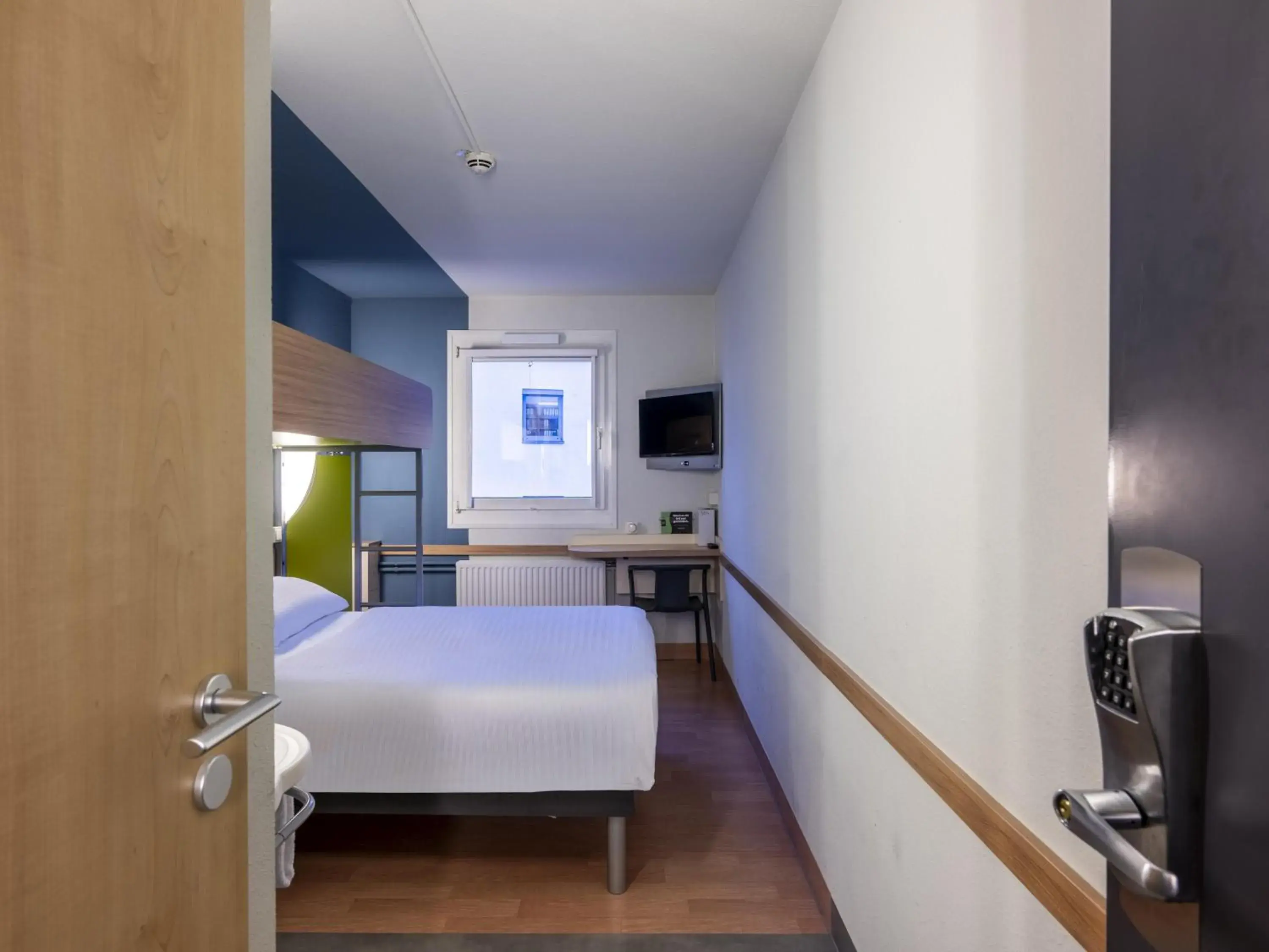 Standard Double Room - single occupancy in ibis budget Düsseldorf Airport Standard Double Room - single occupancy in ibis budget Düsseldorf Airport