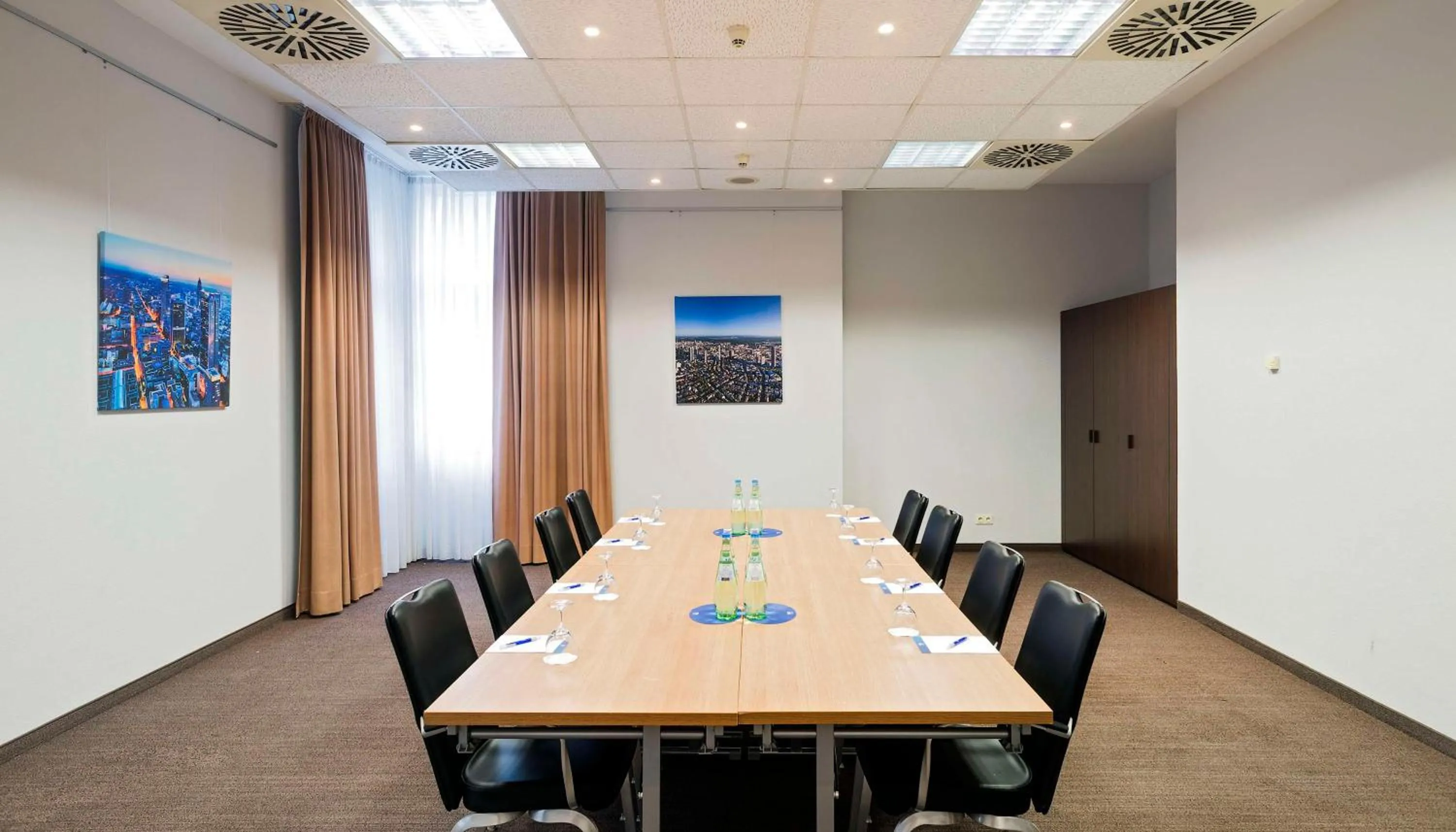 Meeting/conference room in NH Frankfurt Airport West