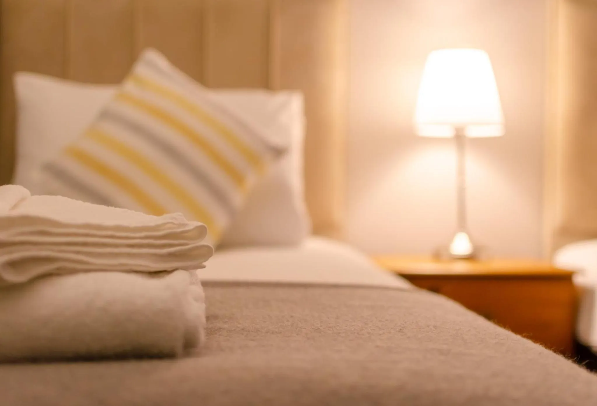 Bed in The Alverbank Hotel