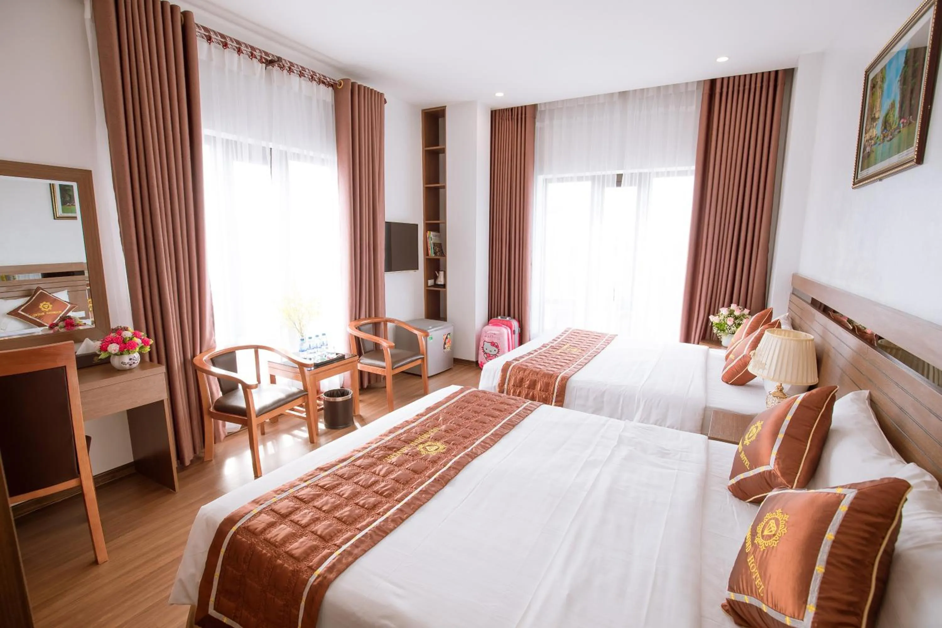 Photo of the whole room, Bed in Diamond Hotel