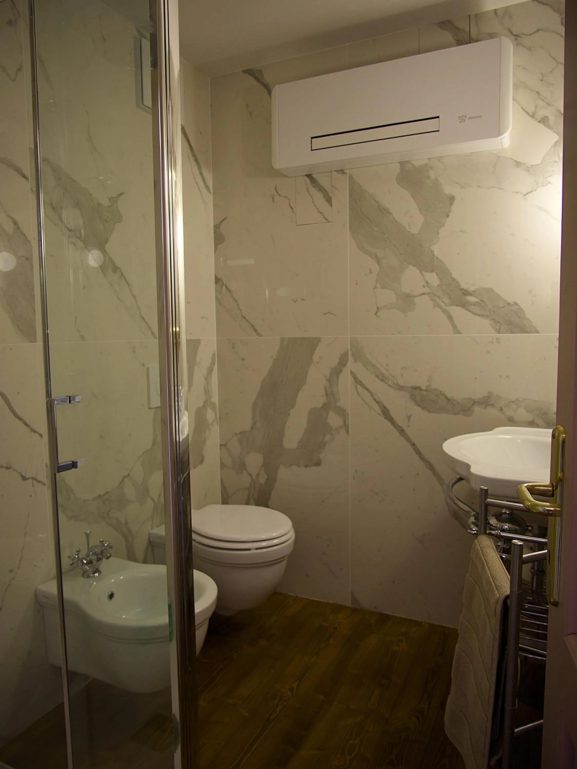 Shower in Villa San Liberale - Suites & Wellness - Villa Veneta