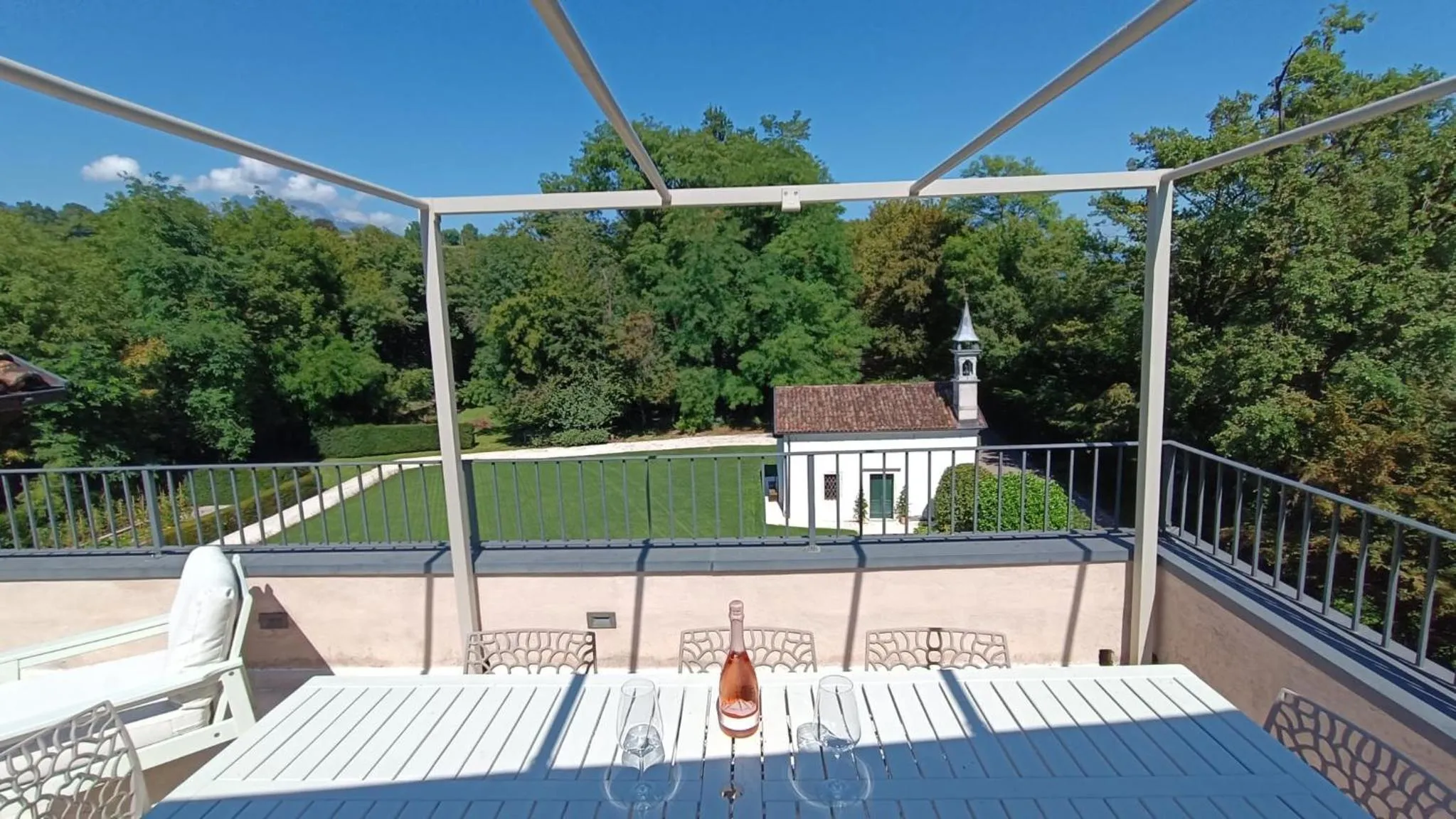 Balcony/Terrace in Villa San Liberale - Suites & Wellness - Villa Veneta